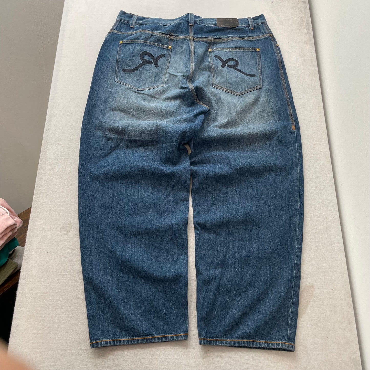 Rocawear Men's Blue Denim Wide Leg Baggy Jeans Y2K Streetwear Loose Fit Size 46