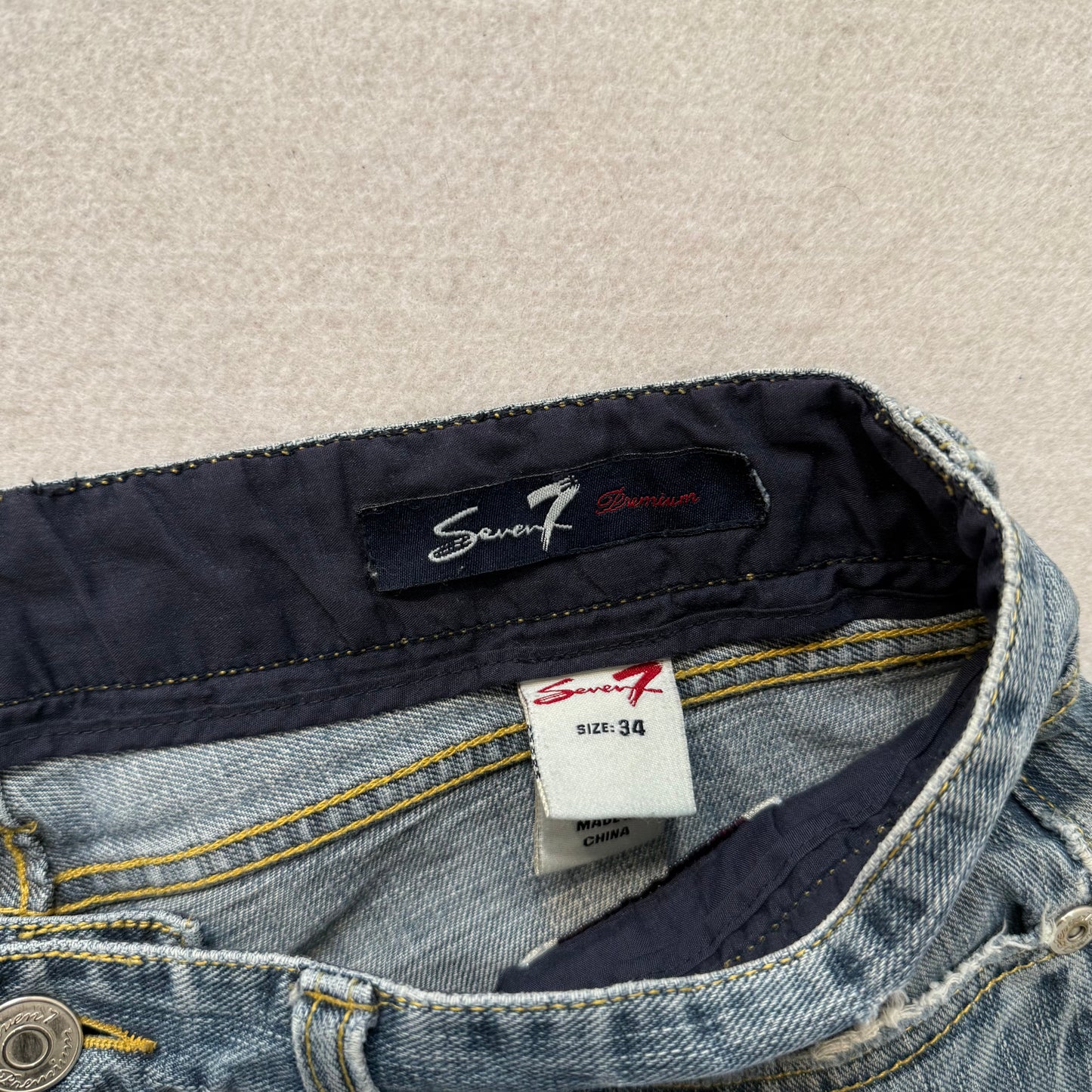 Seven7 Blue Denim Straight Leg Jeans Embroidered Back Pockets Size 34 Made in China