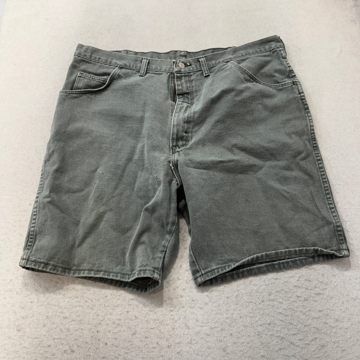 Vintage Wrangler Hero Originals Men's Sage Green Denim Shorts Pockets Size W38