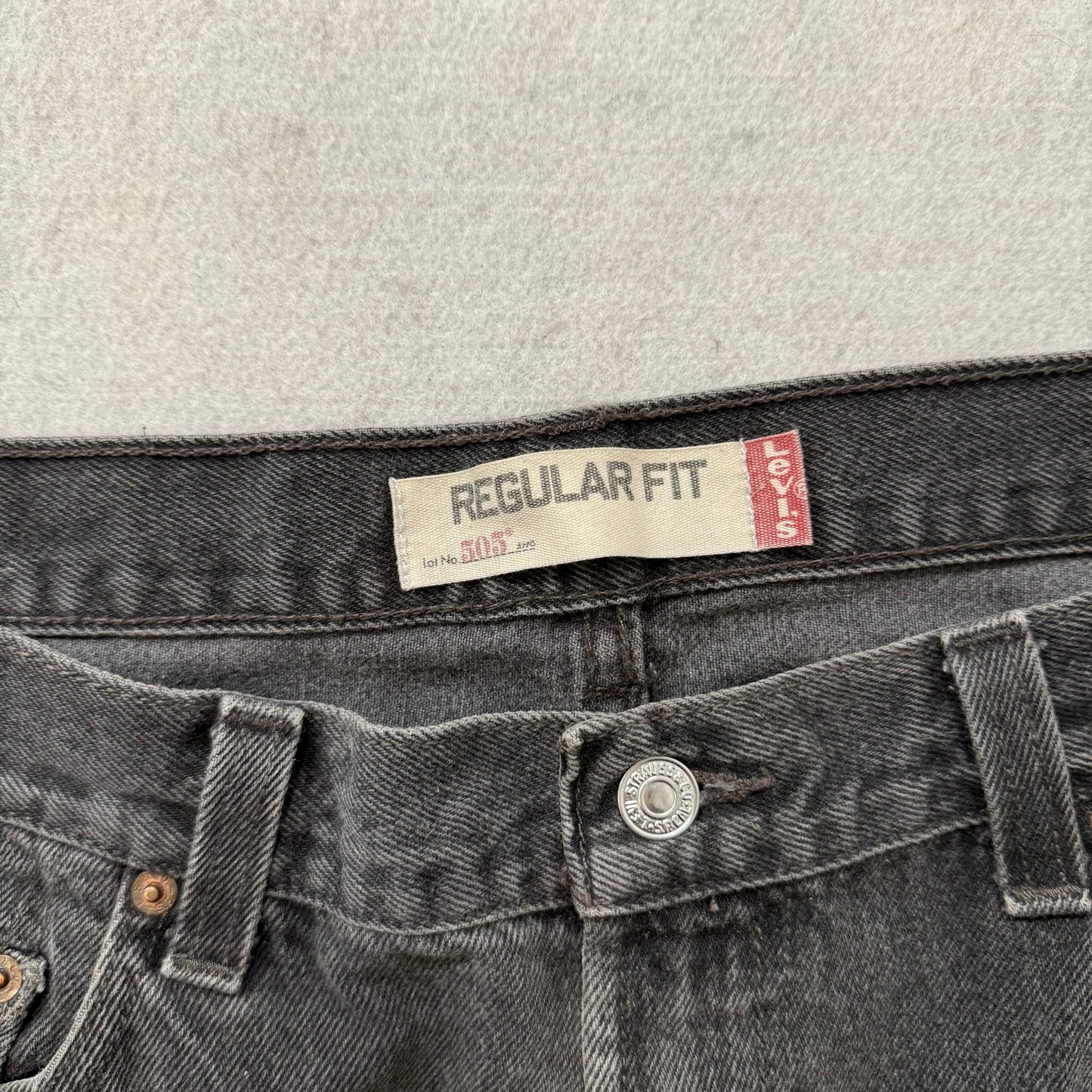 Levi's Strauss & Co 505 Men's Washed Black Denim Regular Fit Baggy Jeans Size 36