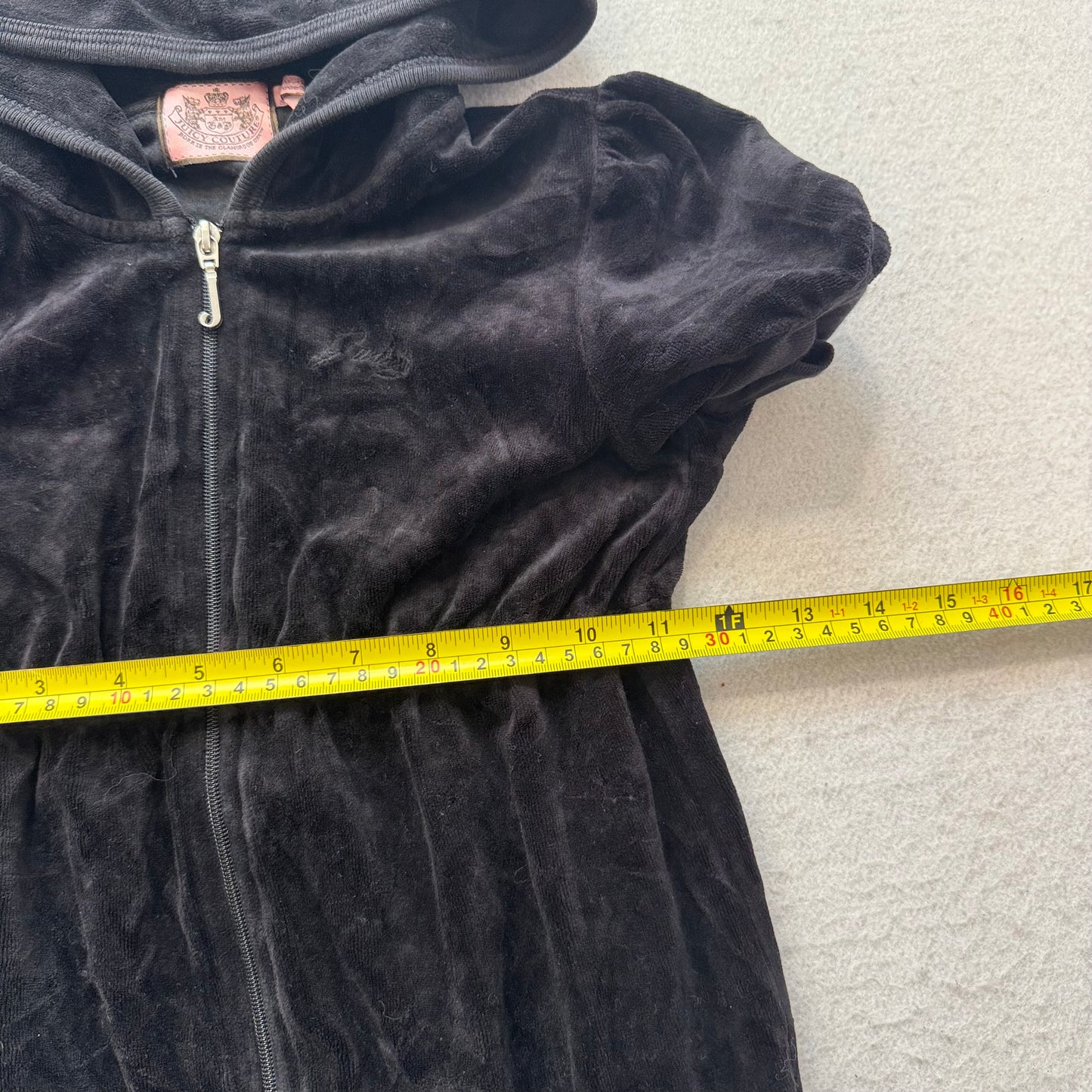 Juicy Couture Women's Black Velour Short Sleeve Hoodie Dress Pockets Size 8