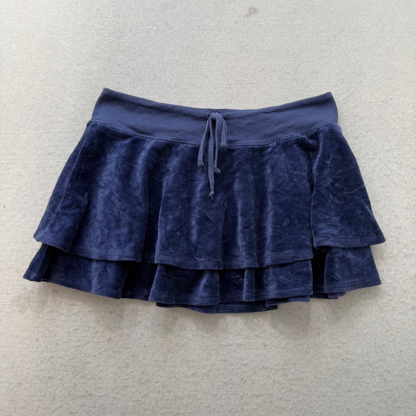 2003 Juicy Couture Women's Navy Velour Tracksuit Set Hoodie & Mini Skirt Size M