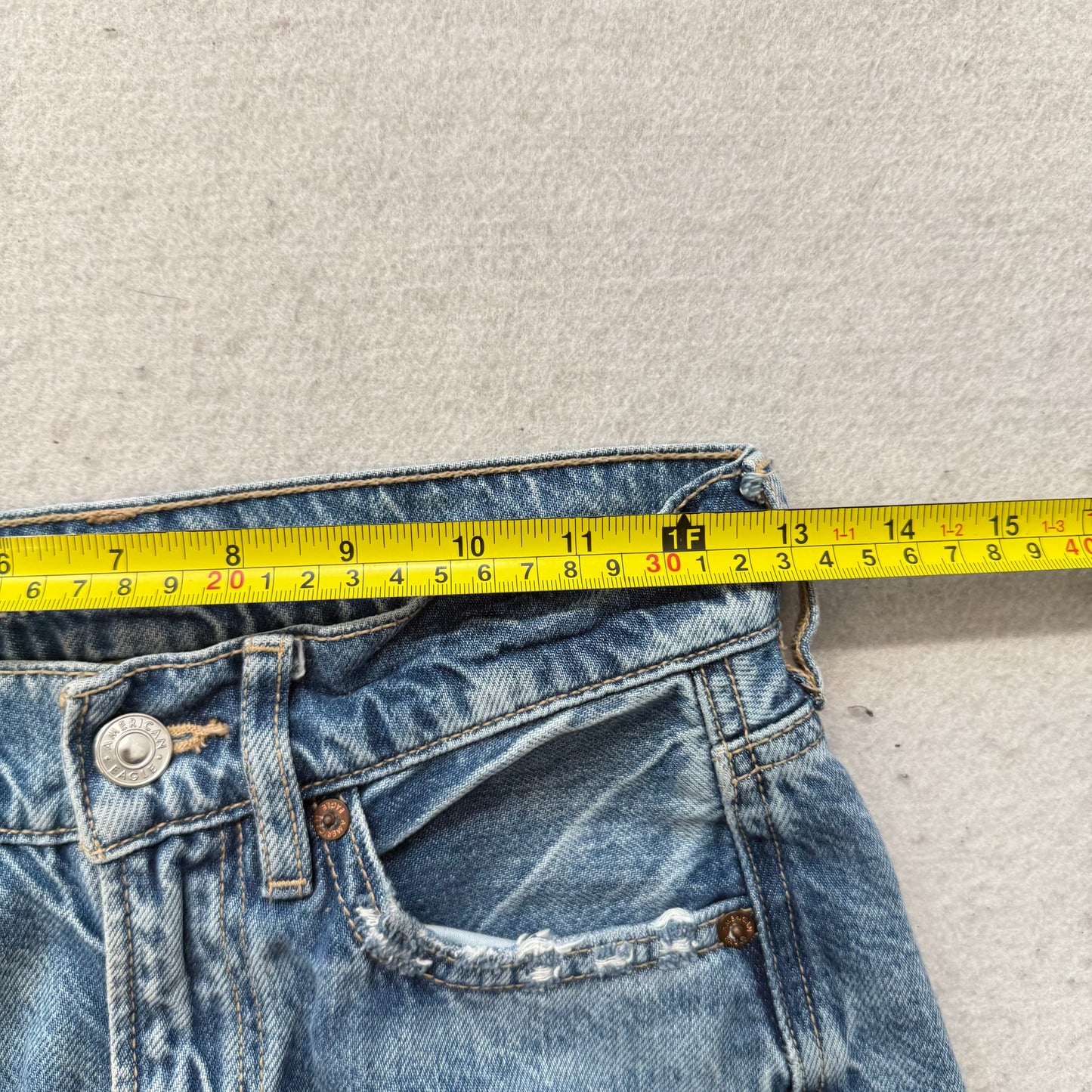 American Eagle Women's Blue Denim Straight Wide Leg Jeans Frayed Hem Y2K Size 26