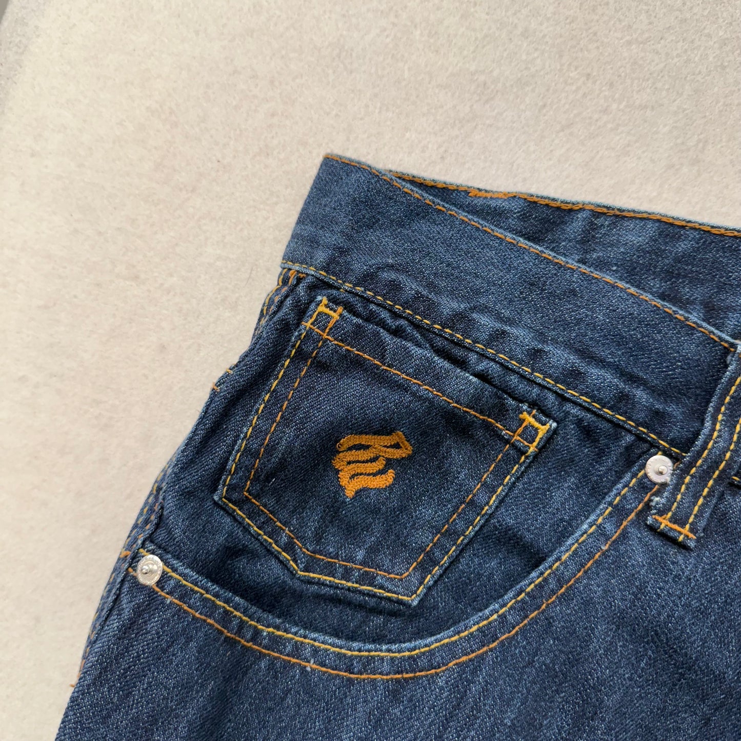 Rocawear Blue Baggy Regular Fit Denim Jeans Embroidered Back Pockets Size 46