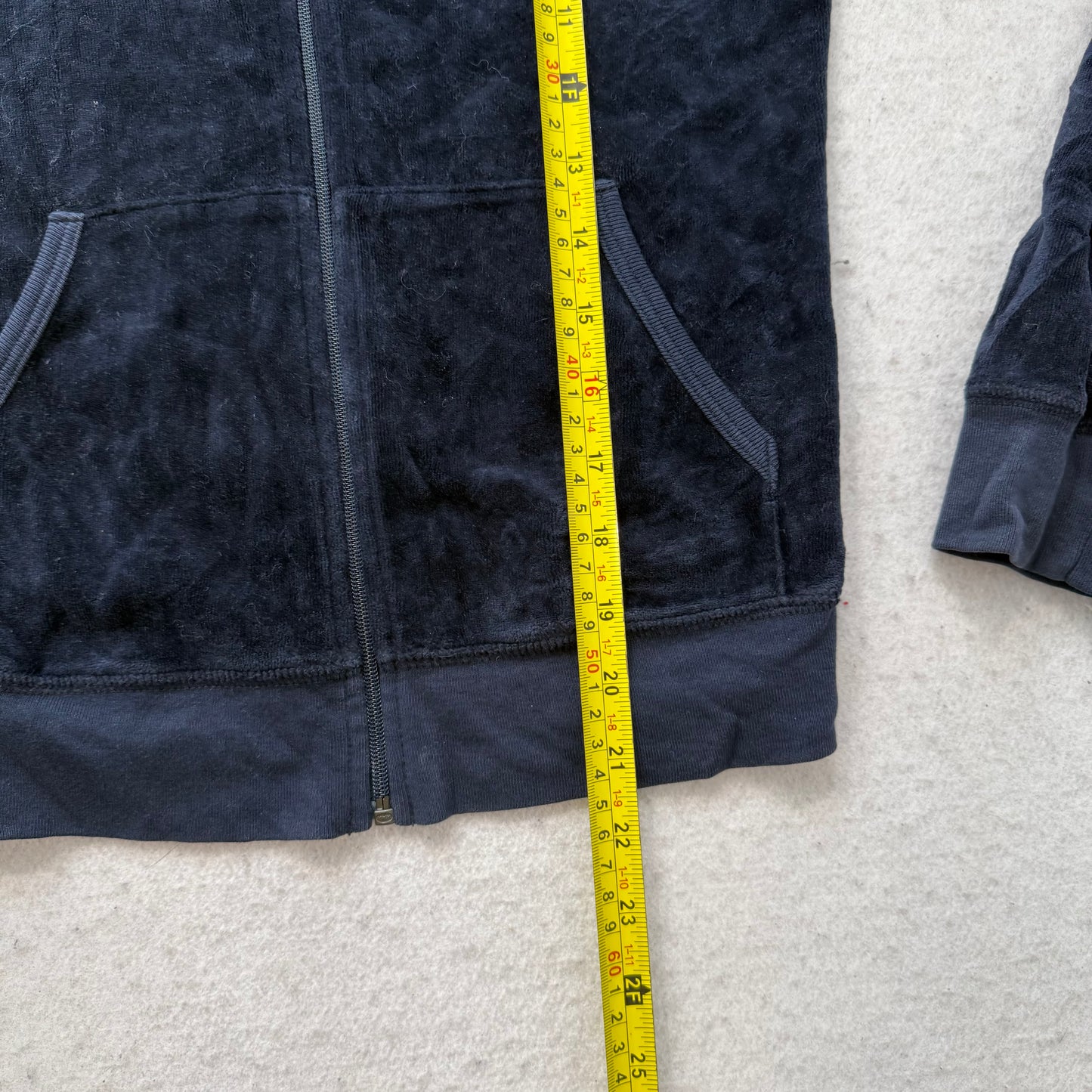 Vintage Juicy Couture “Scottie Dog” Women's Navy Velour Full Zip Hoodie Size S