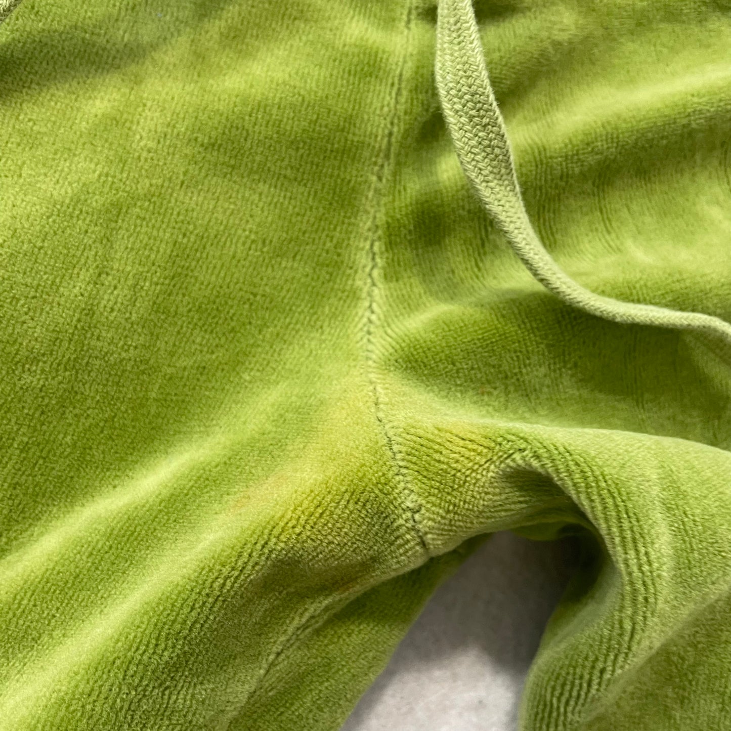 Juicy Couture Women's Apple Green Velour Flare Track Pant Rhinestone Logo Size P