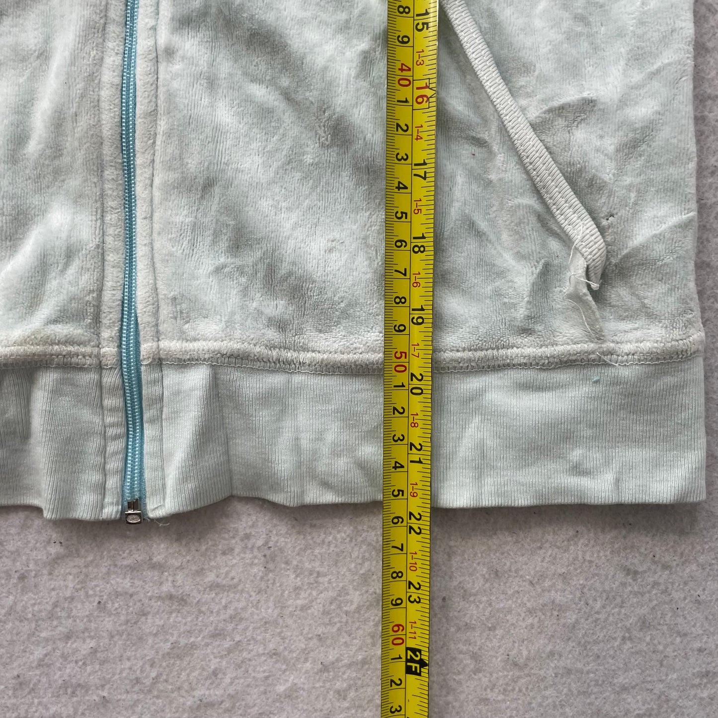 2003 Vintage Juicy Couture Women's Light Sage Green Velour Zip-Up Hoodie Size L
