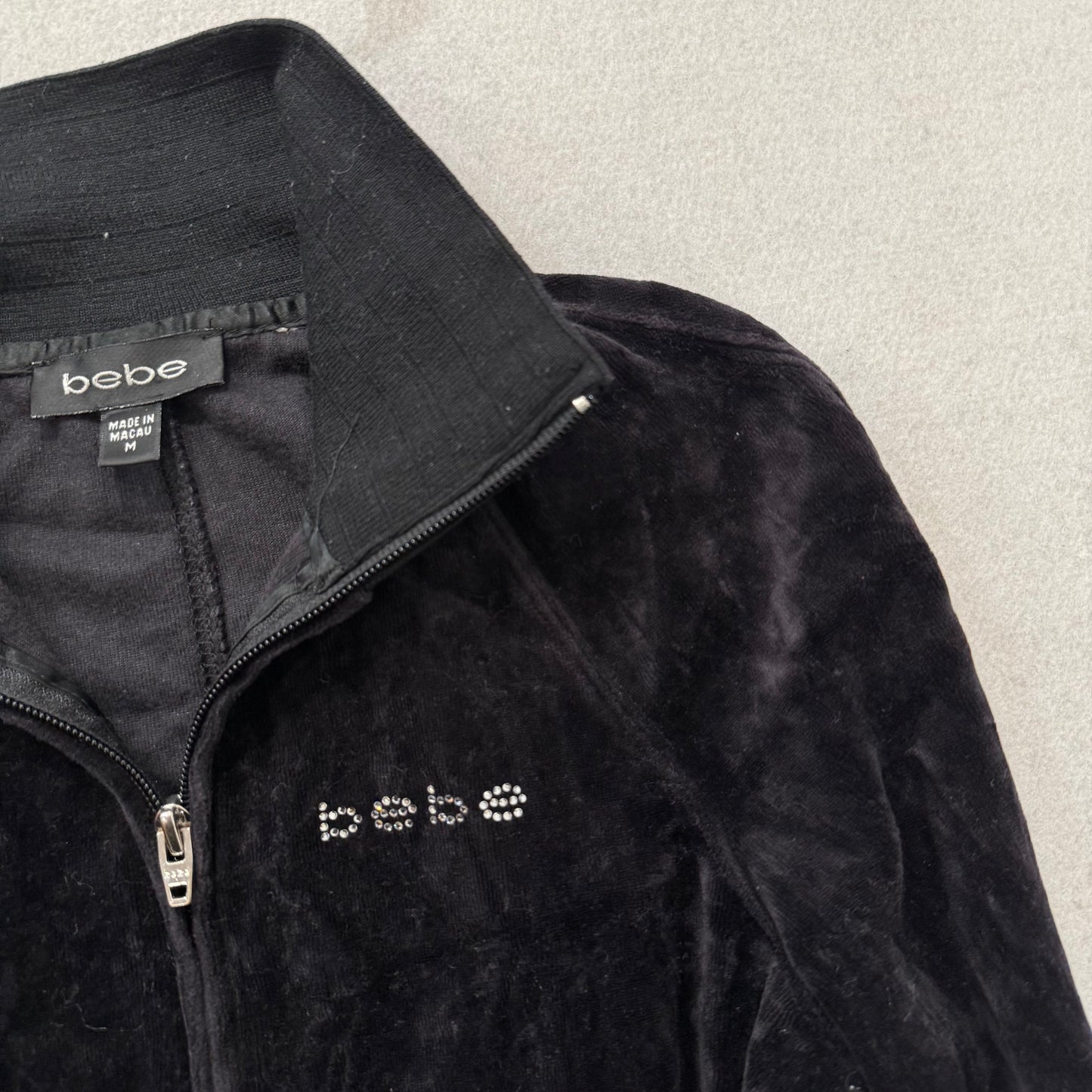 Bebe Women's Black Velour Full Zip Track Jacket Mock Neck Logo Streetwear Size M