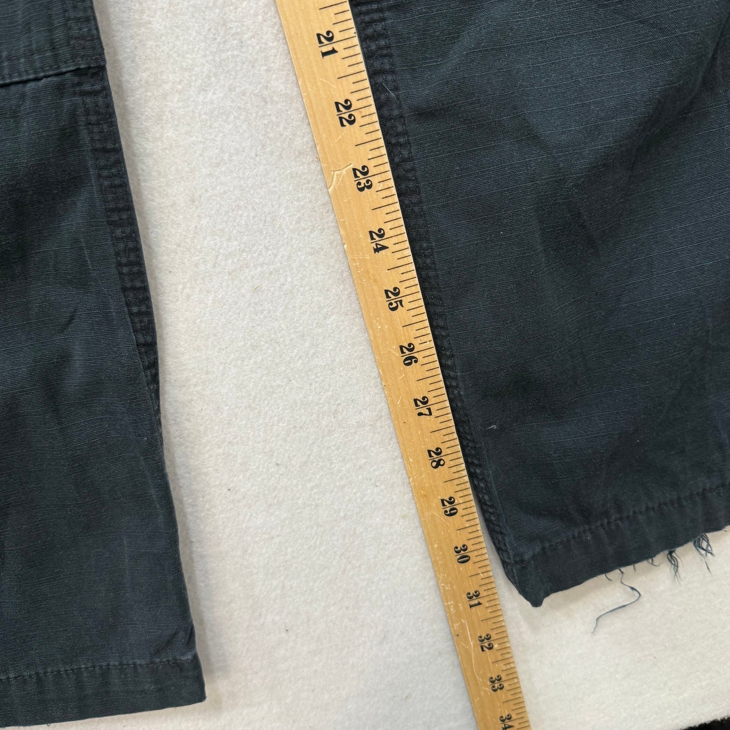 Carhartt B342 Black Duck Canvas Cargo Work Pants Straight Leg Utility Pocket Size 44x32