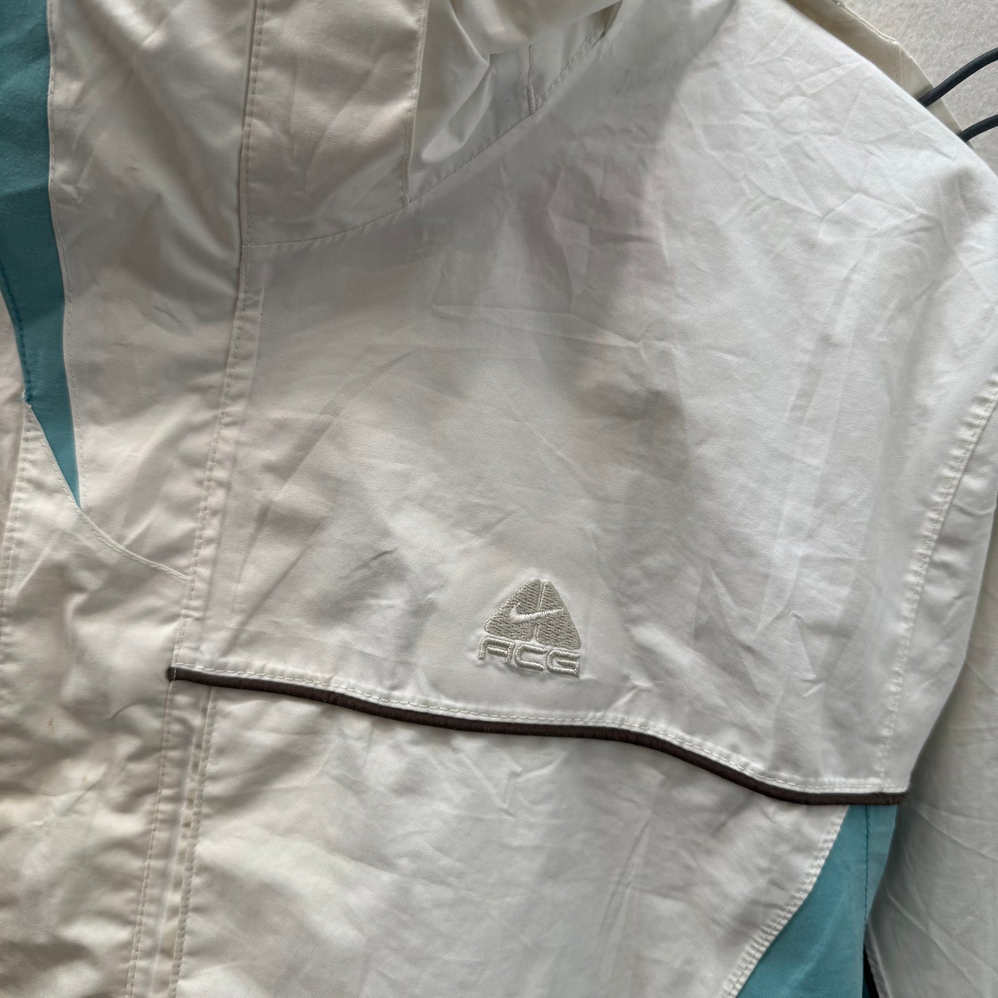 Nike ACG Outer Layer Couche Men's White Full Zip Fitstorm Rain Jacket Size XL