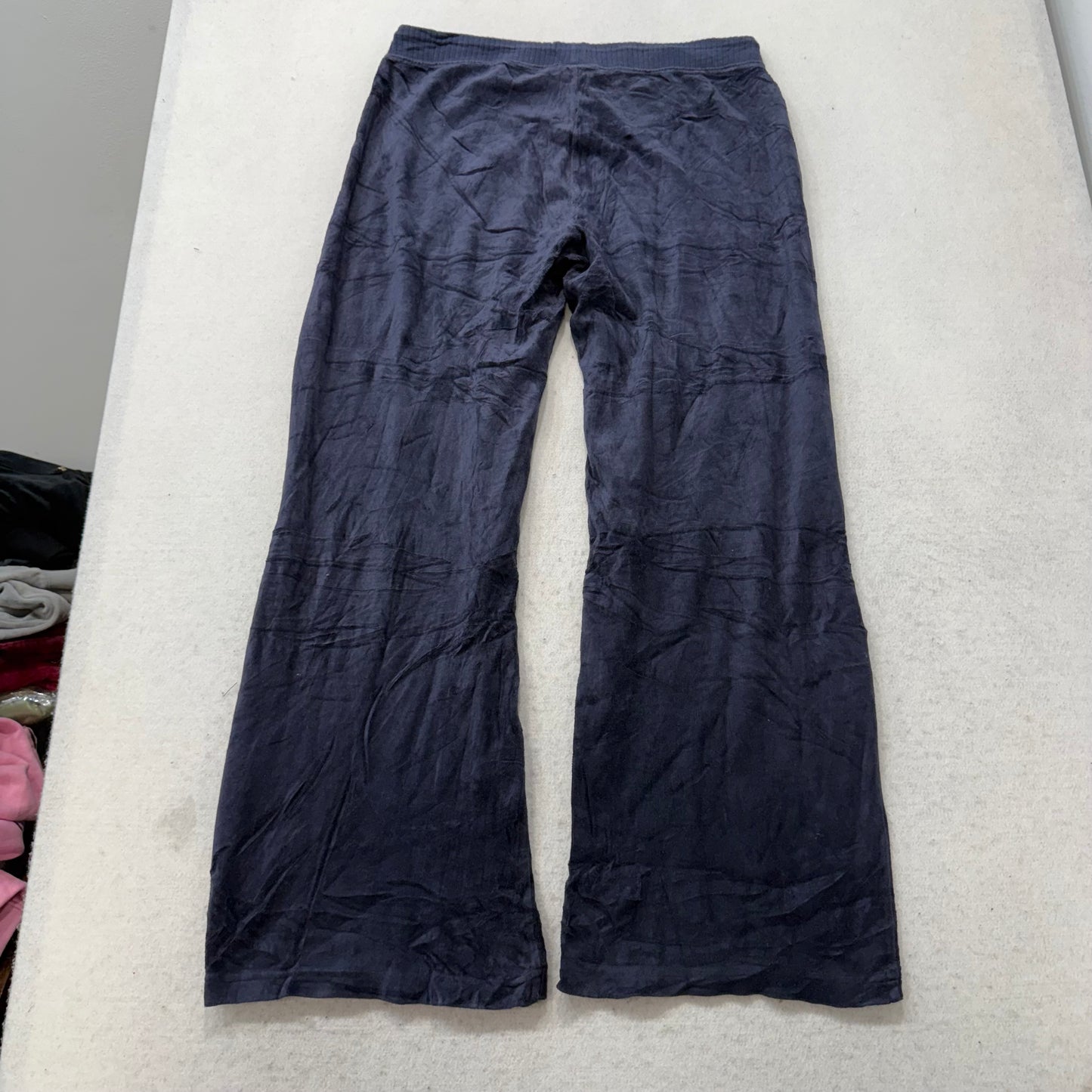 Vintage Juicy Couture Women's Navy Velour Flared Wide Leg Track Pant Y2K Size S