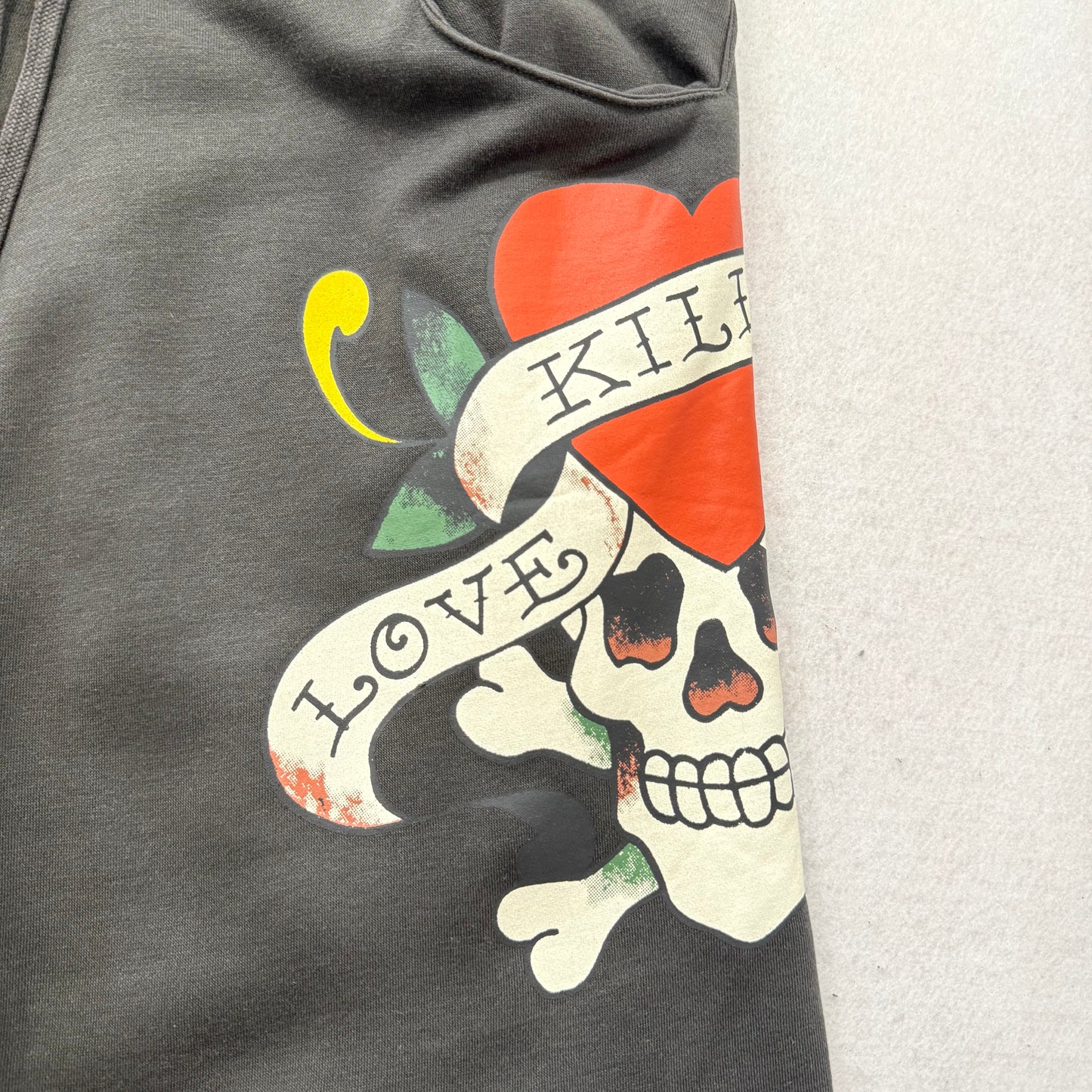 ED HARDY “LKS Skull” CHARCOAL FLEECE SHORTS