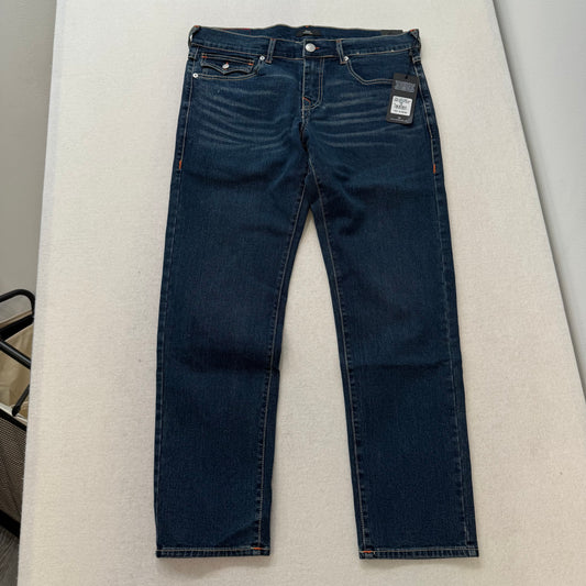 True Religion Geno Relaxed Slim Blue Denim Jeans Straight Leg Contrast Stitching Arcuate Flap Pockets Size W32