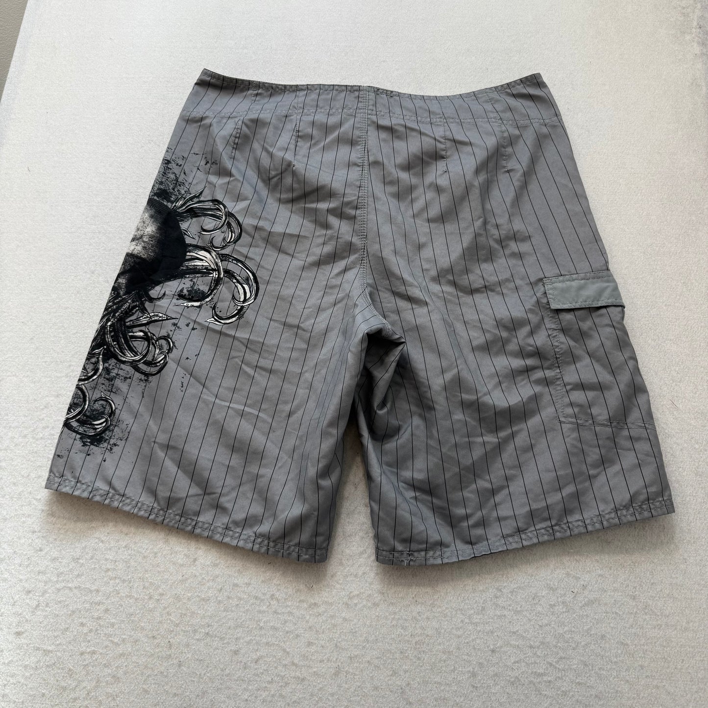 Mossimo Supply Men Gray Pinstripe Skull Graphic Swim Shorts Board Trunks Size 36