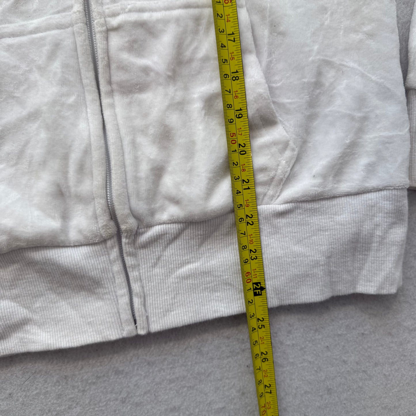 Vintage Juicy Couture Women's White Velour Full Zip Hoodie Loungewear Y2K Size S