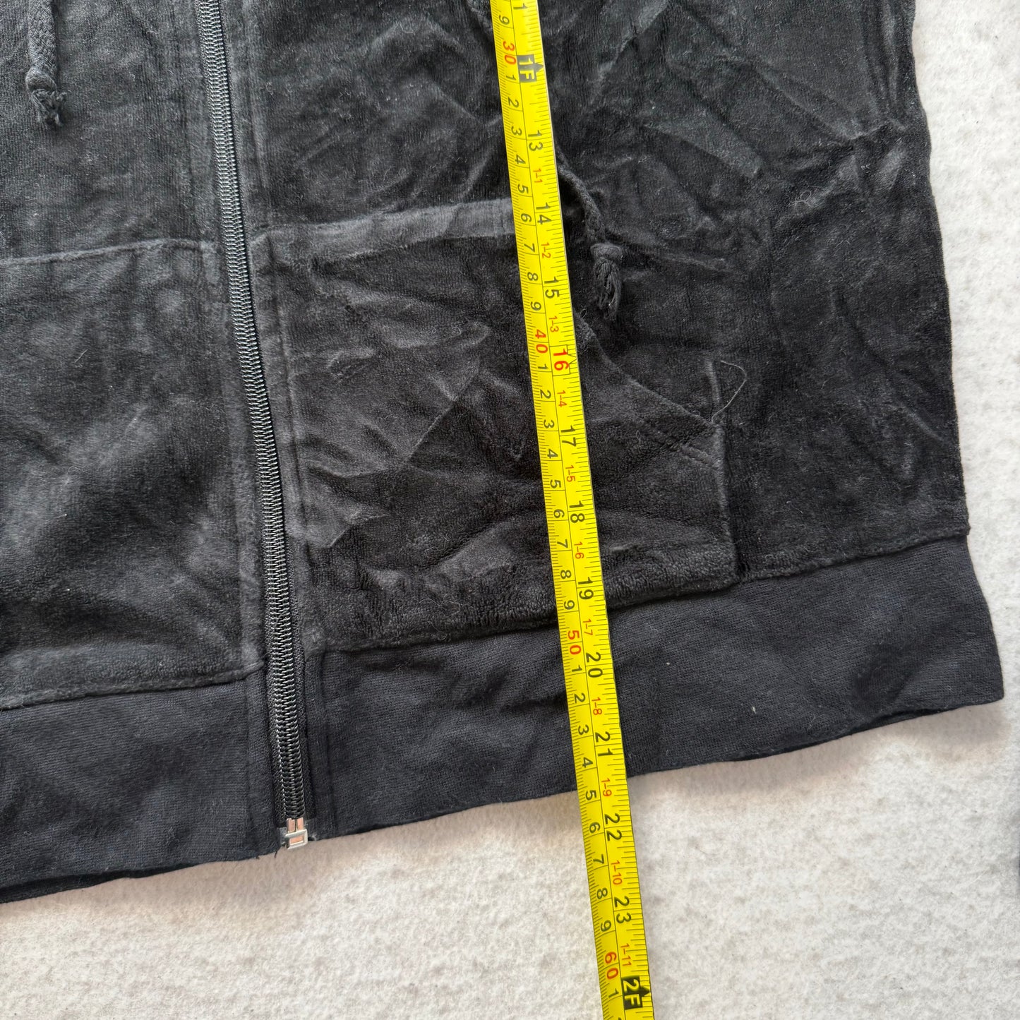 Vintage Juicy Couture Women's Black Velour Tracksuit Set Hoodie & Pant Y2k Size L