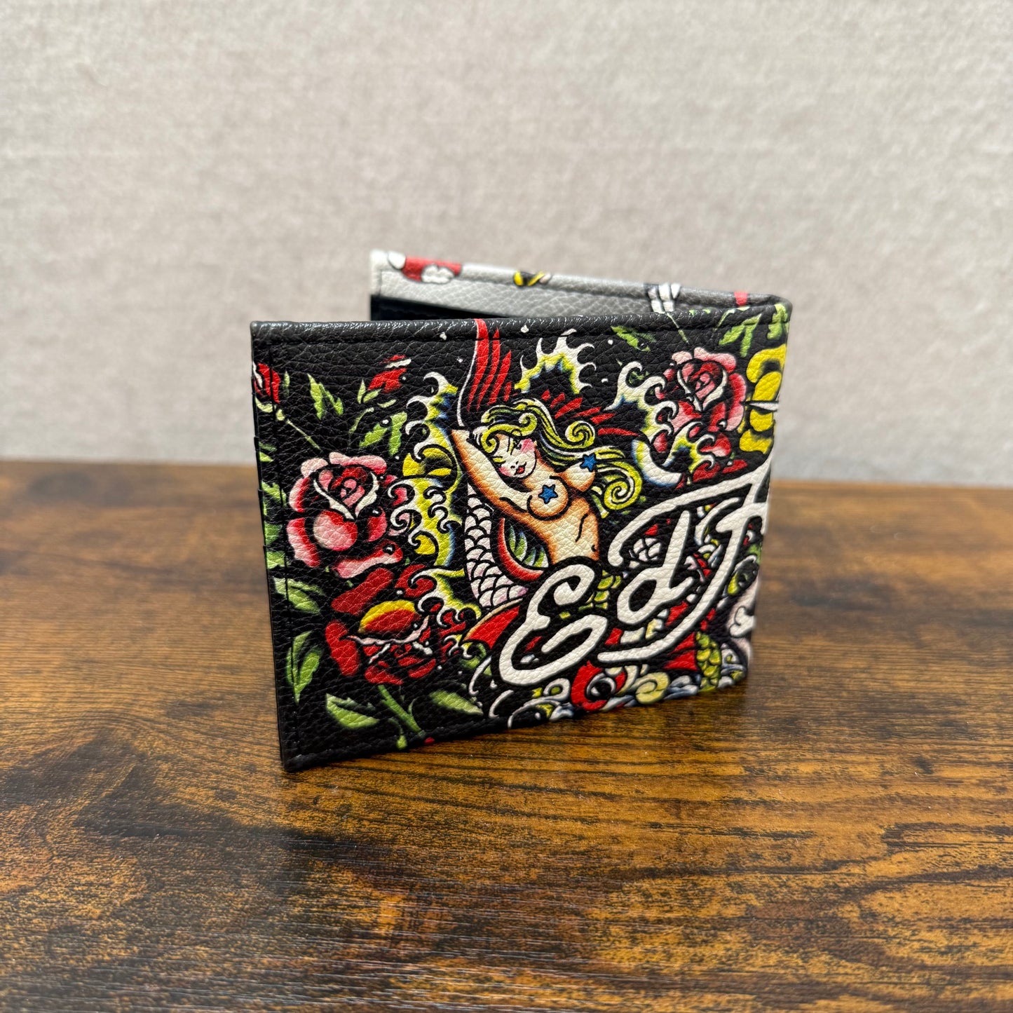 Ed Hardy Black Classic Pirate & Mermaid Art Graphic Print Leather Bifold Wallet