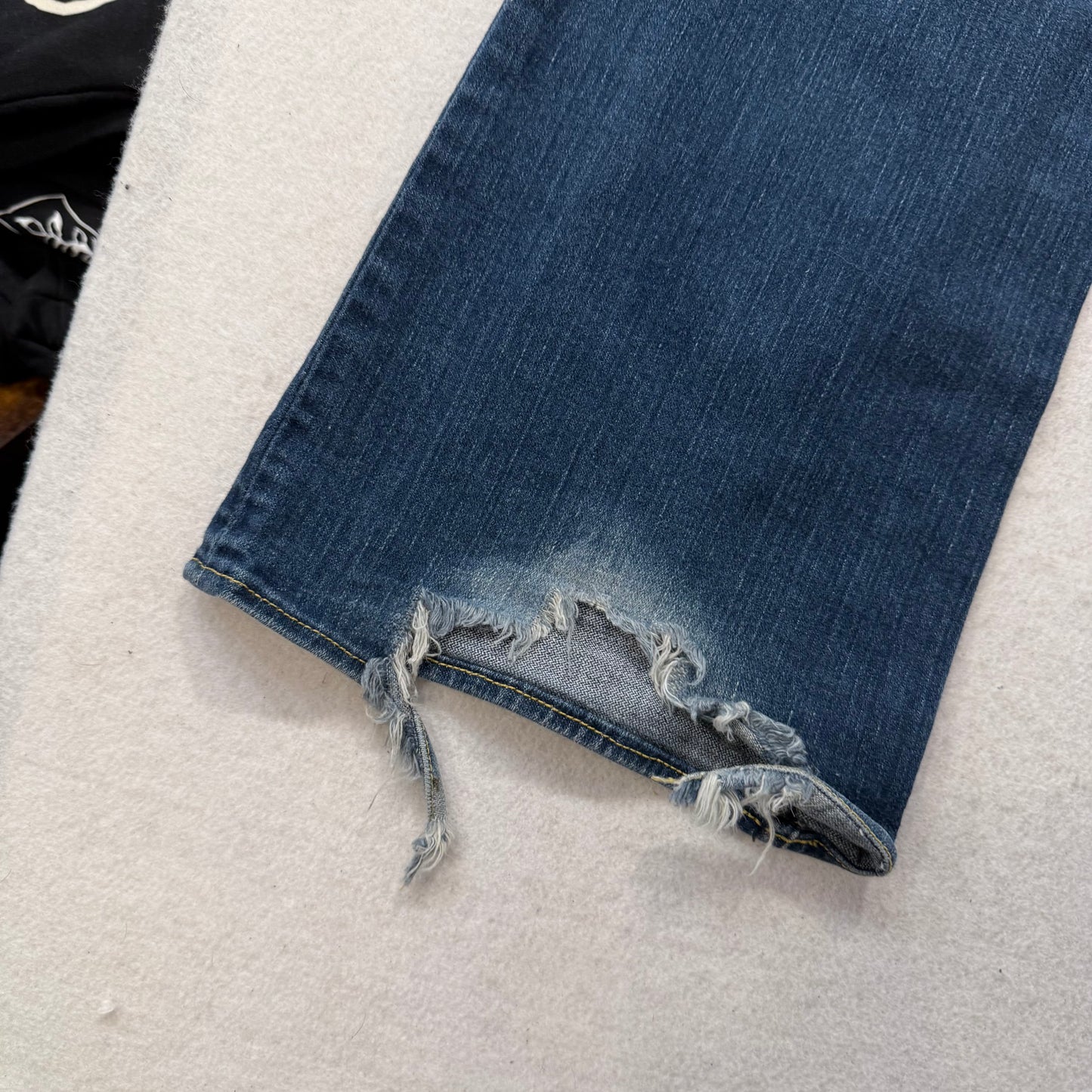 Rock & Republic Kasandra Blue Flared Bootcut Jeans Embroidered Low Rise Size 33