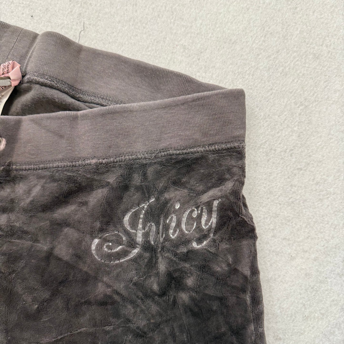 Vintage Juicy Couture Women's Dark Gray Velour Flared Track Pant Logo Y2K Size S