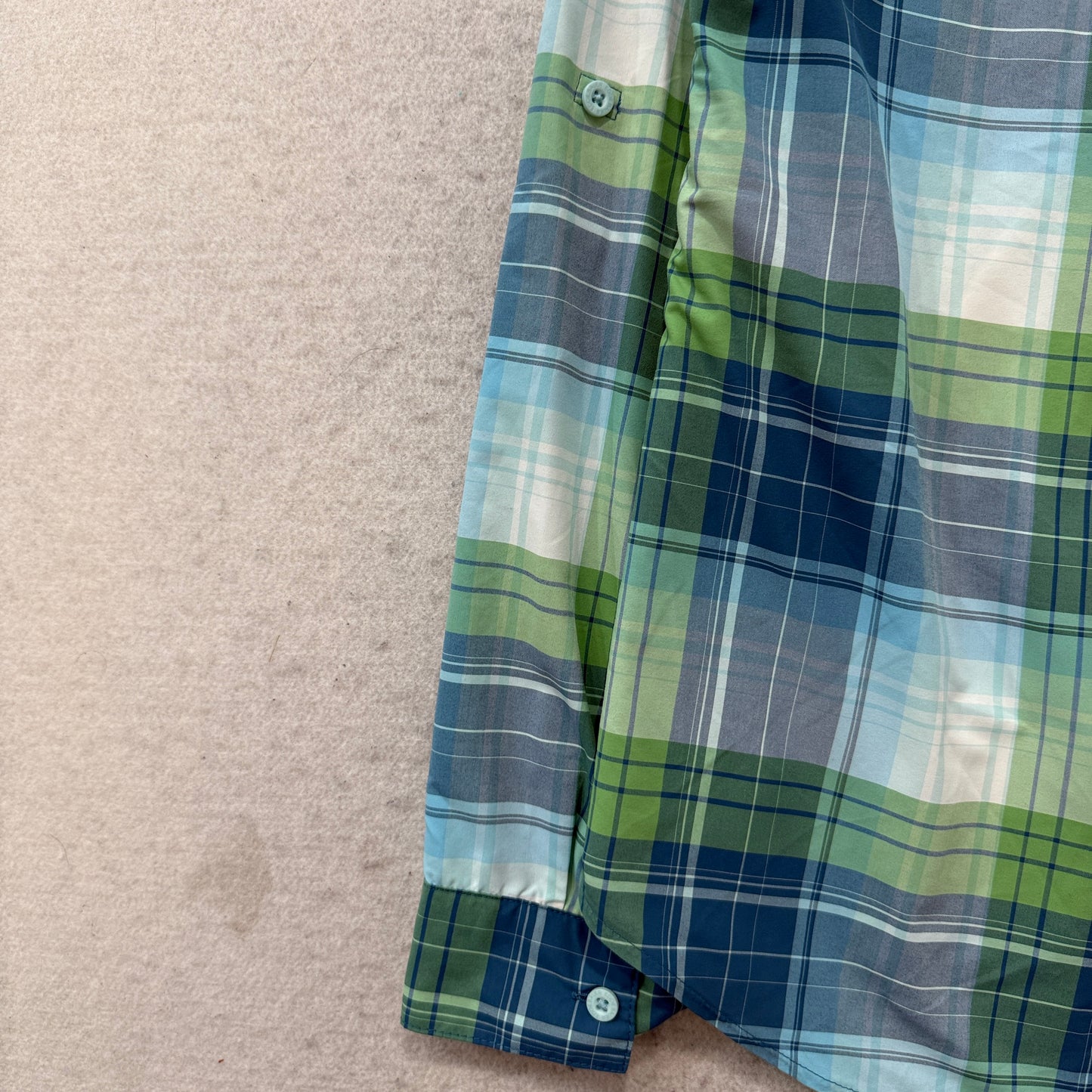 Eddie Bauer Women's Green Blue Nylon Plaid Button Up Shirt Pocket Outdoor Size M