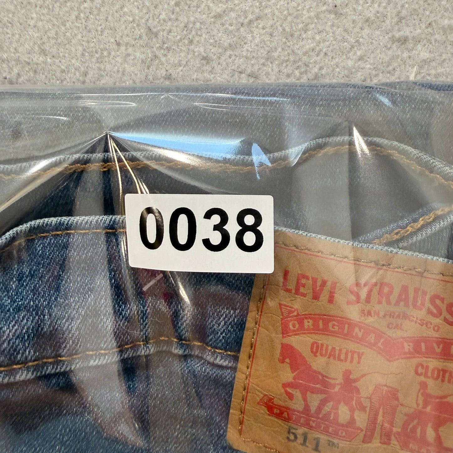 Levi's 511 Mens Blue Straight-Fit Denim Jeans 5-Pocket Classic Logo Size W36xL30
