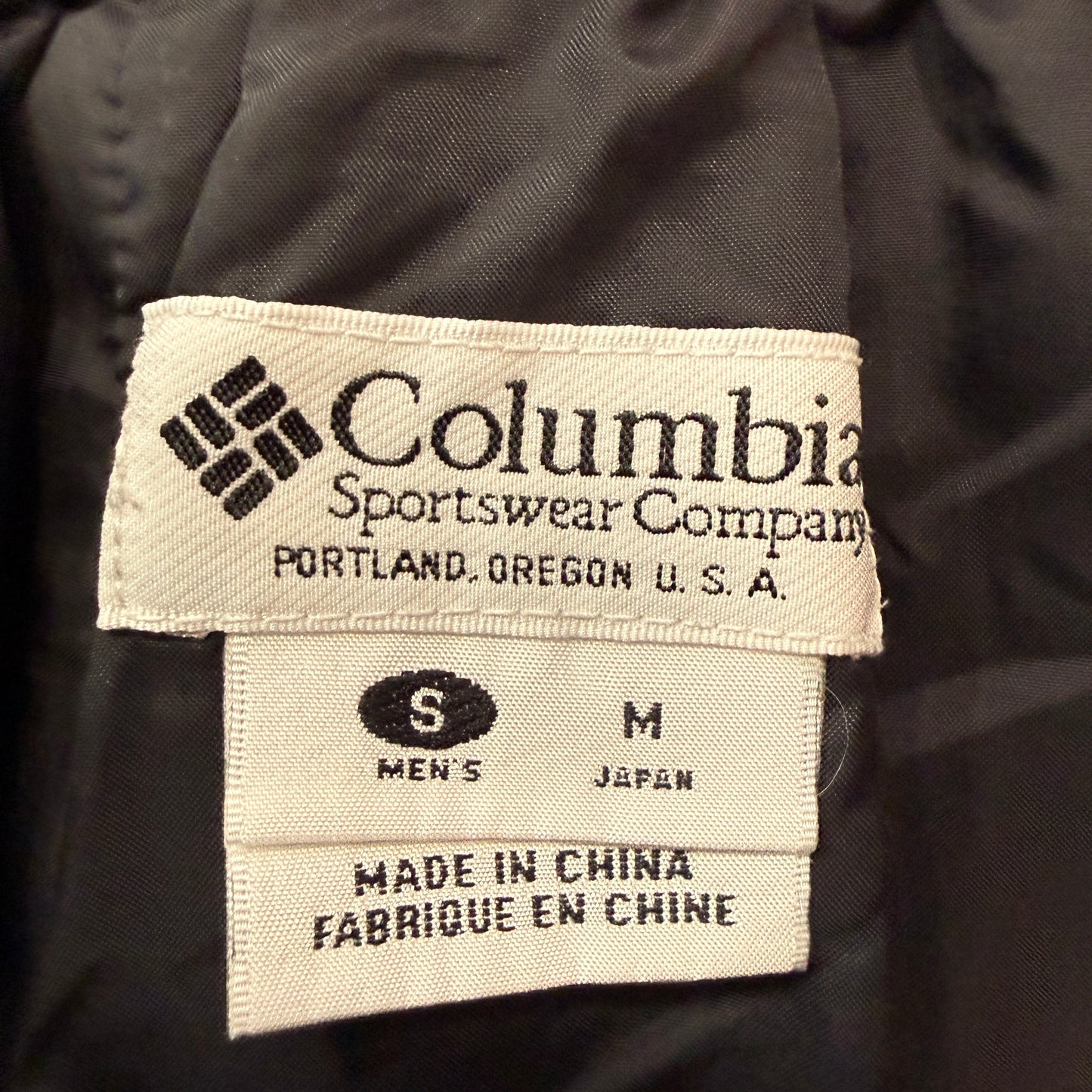 Vintage Columbia Sportswear Company Men's Black Snowboarding Pants Pocket Size S