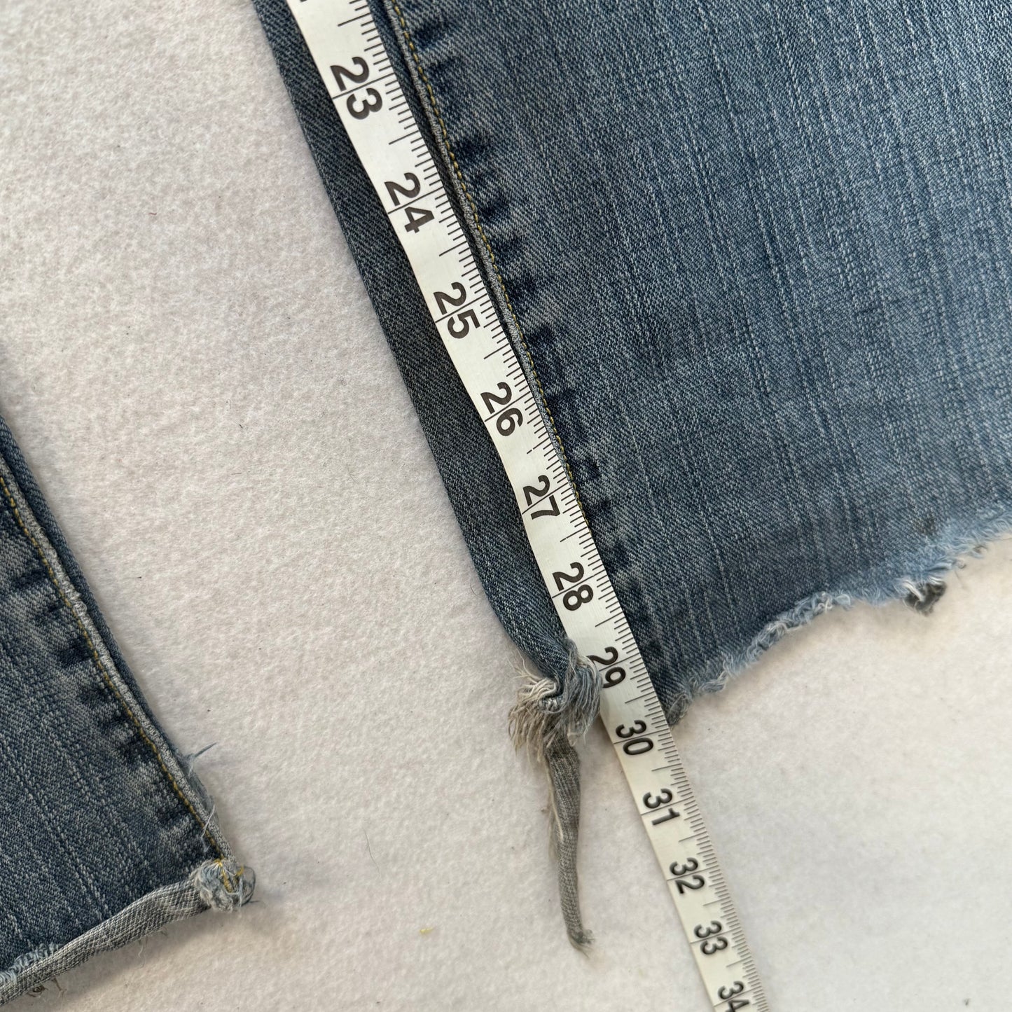 Seven7 Blue Denim Straight Leg Jeans Embroidered Back Pockets Size 34 Made in China