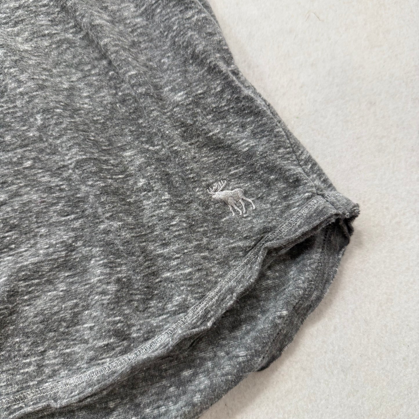 Abercrombie & Fitch gray henley short sleeve top