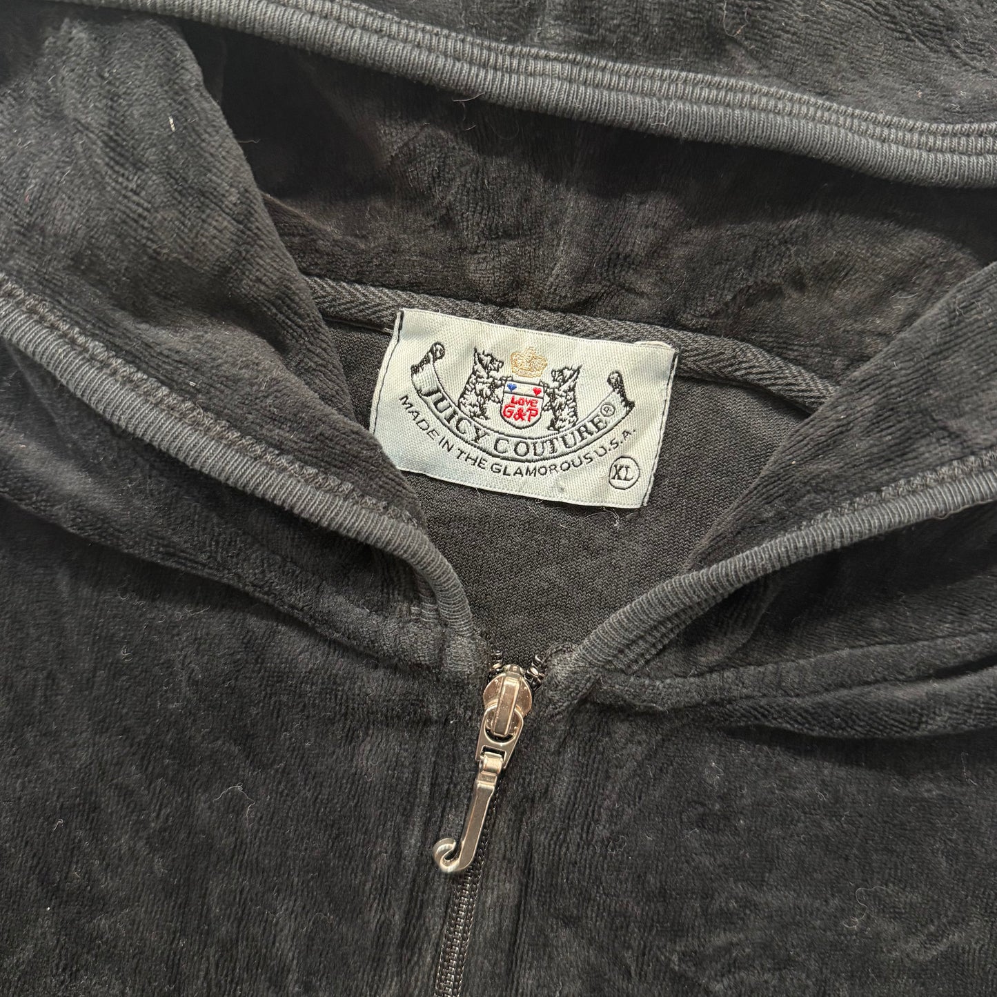 2003 Juicy Couture “Juicy Loves Saks” Women Black Velour Full Zip Hoodie Size XL