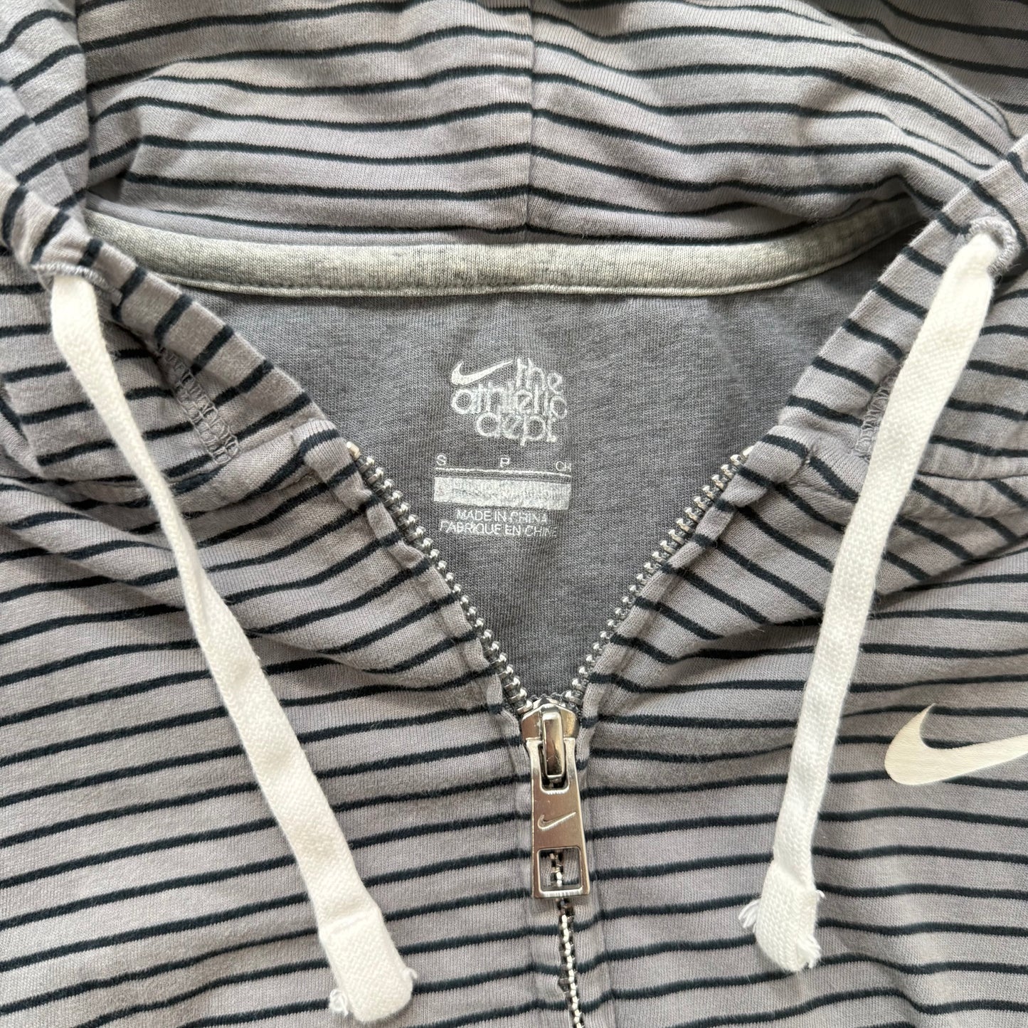 Nike Y2K Gray Striped Short Sleeve Full Zip Hoodie Kangaroo Pocket Size M