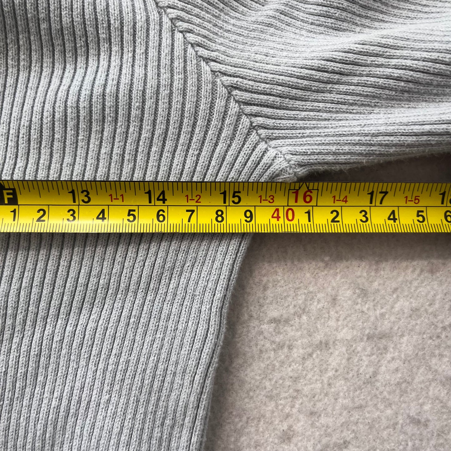 John Galt Brandy Melville Womens Light Gray Henley Top Crop Long Sleeve One Size