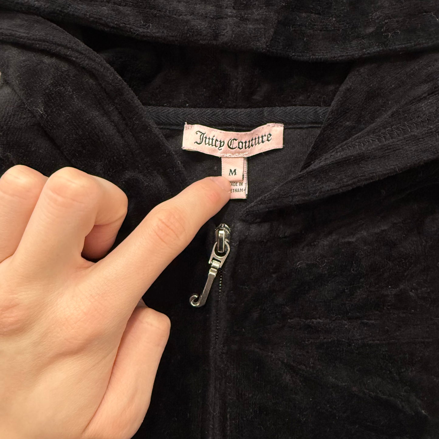 Juicy Couture Women's Black Velour Full Zip Hoodie Rhinestones Logo Y2K Size M