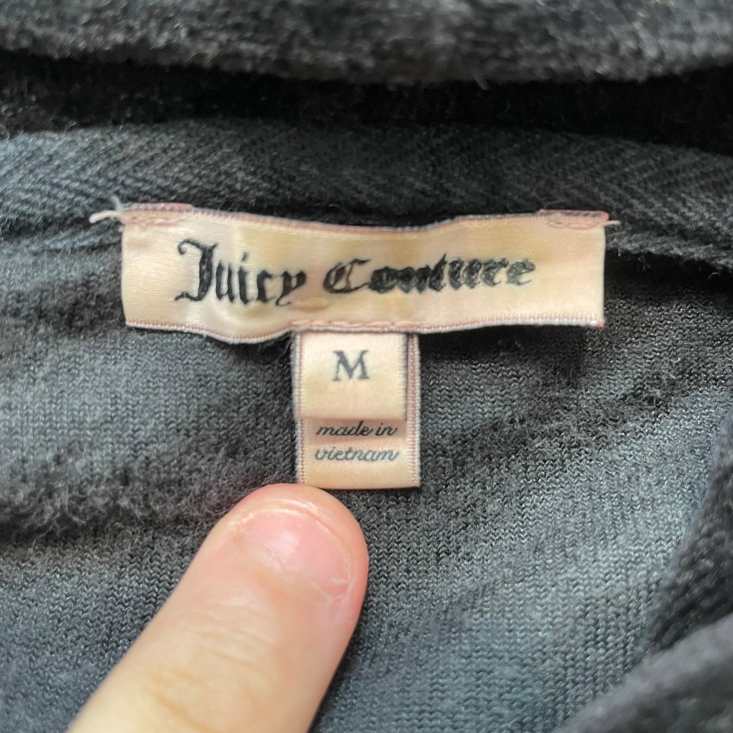 Juicy Couture Women's Black Velour Zip-Up Hoodie Pockets Embroidered Logo Size M