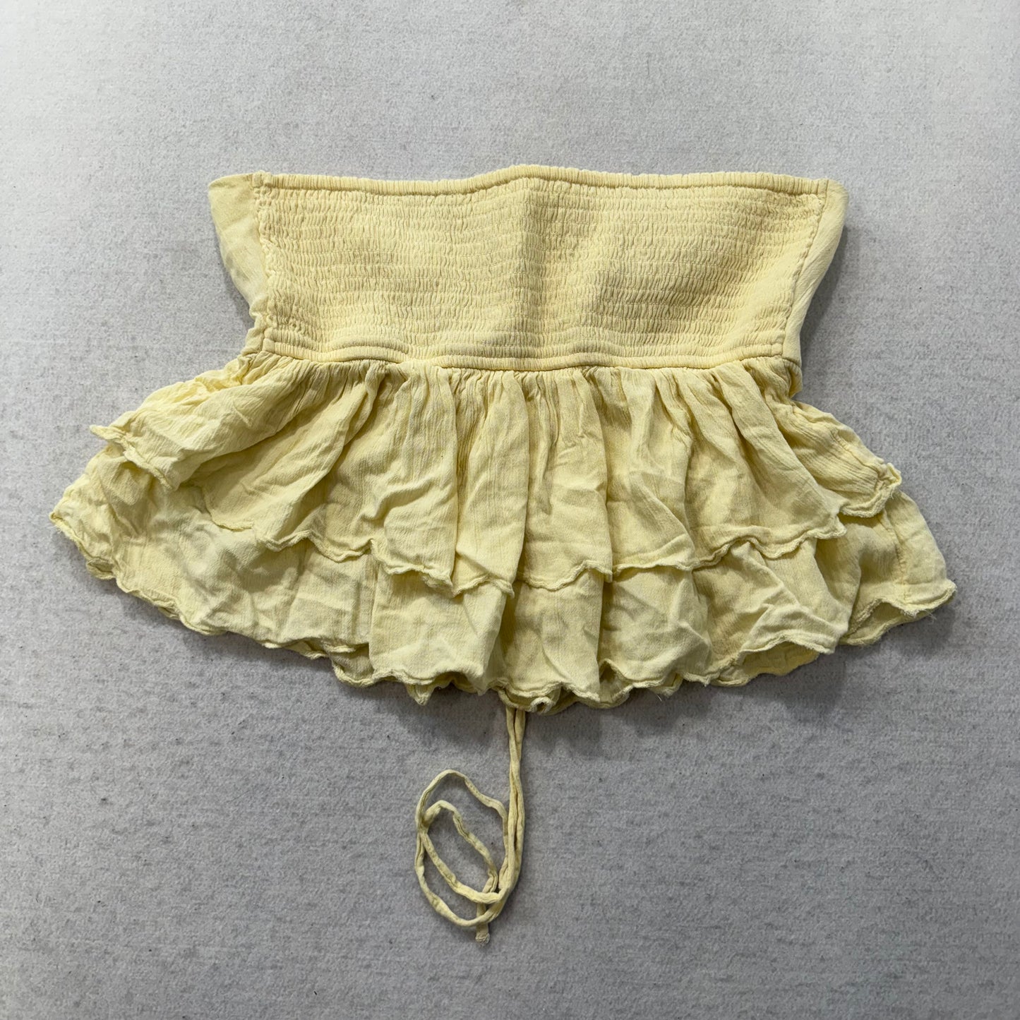 Hollister Women's Butter Yellow Cotton Smocked Ruffled Bandeau Top Y2K Size XL
