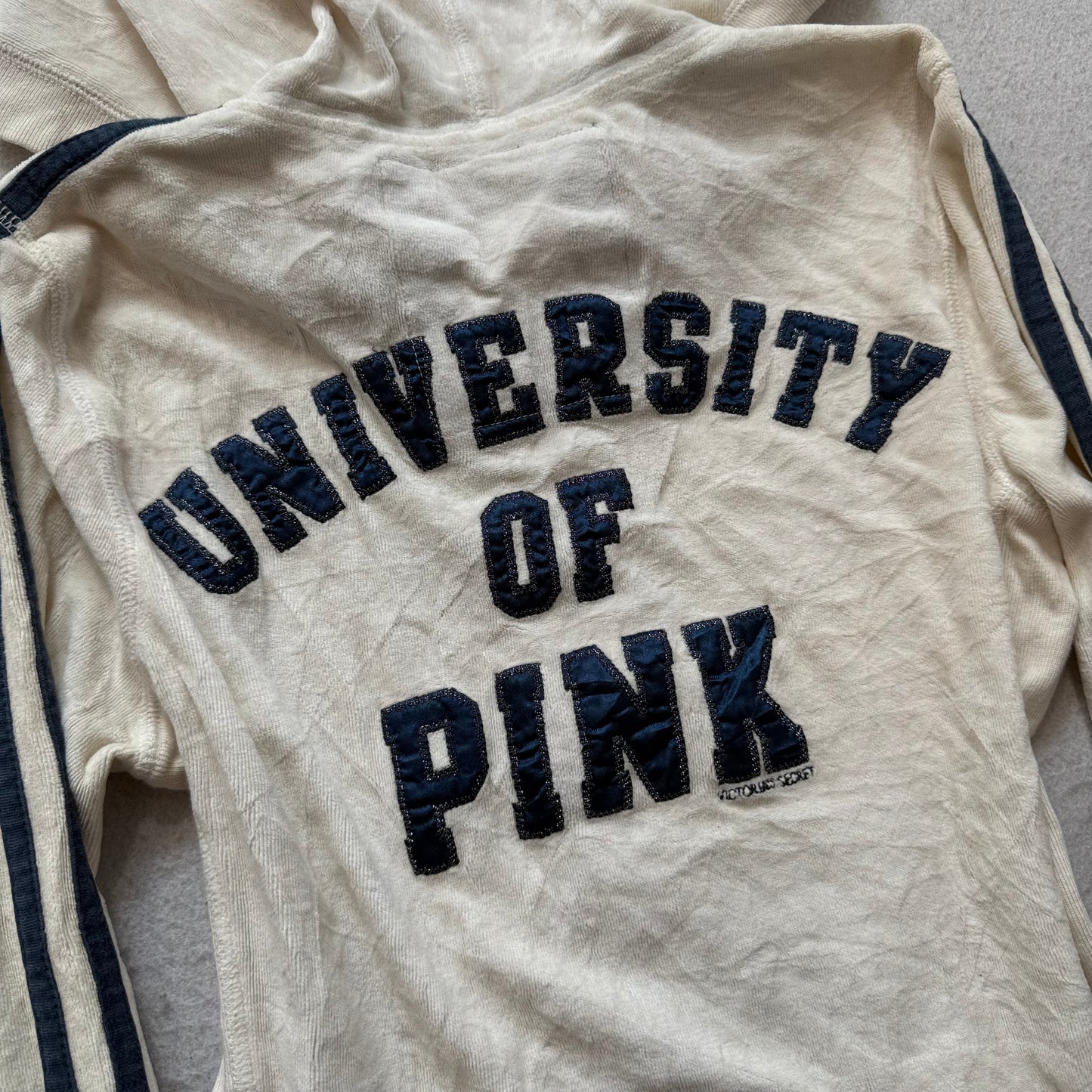 2004 Victoria's Secret PINK Cream Navy #86 Varsity Striped Sleeve Hoodie - XS