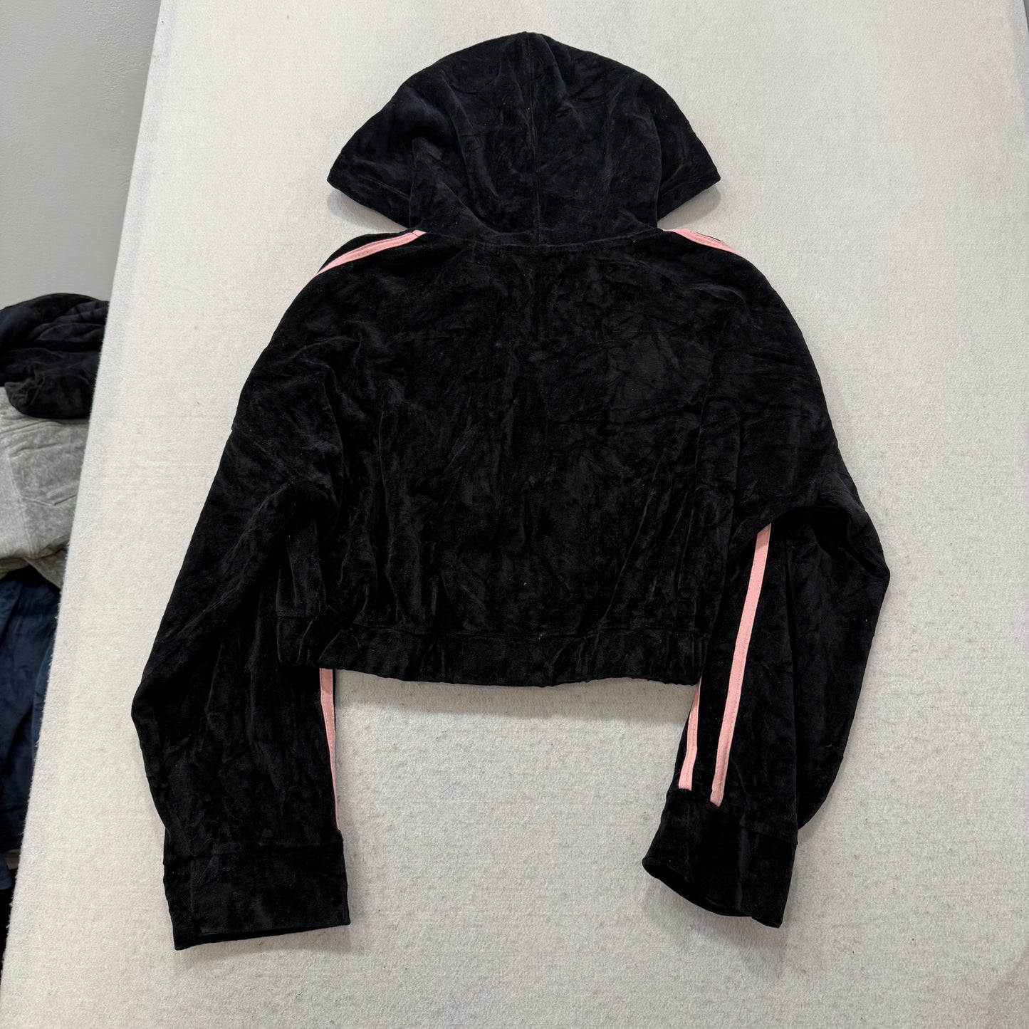 Playboy x Missguided Women Black Velour Zip-Up Cropped Hoodie Bunny Logo Size 16