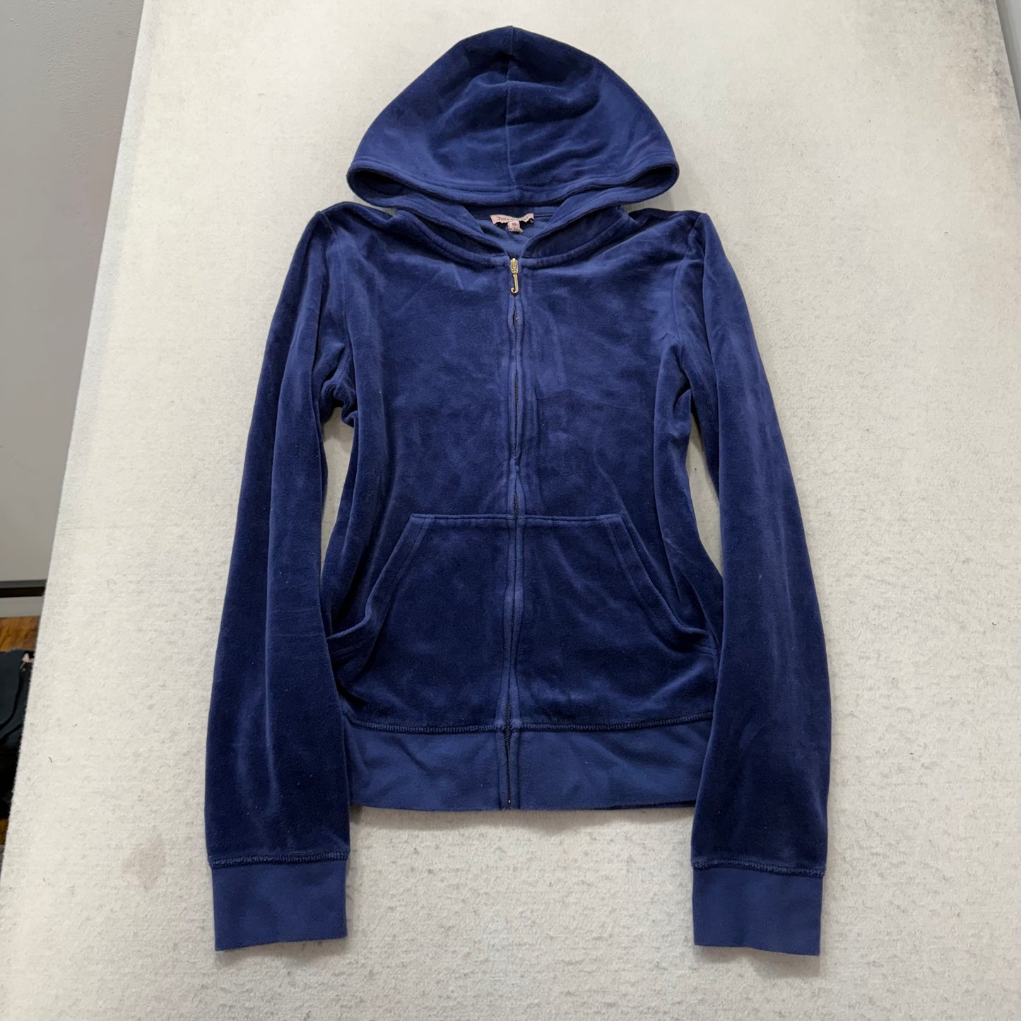 Juicy Couture Women's Navy Velour Zip-Up Hoodie Back Crest Graphic Logo Size XL