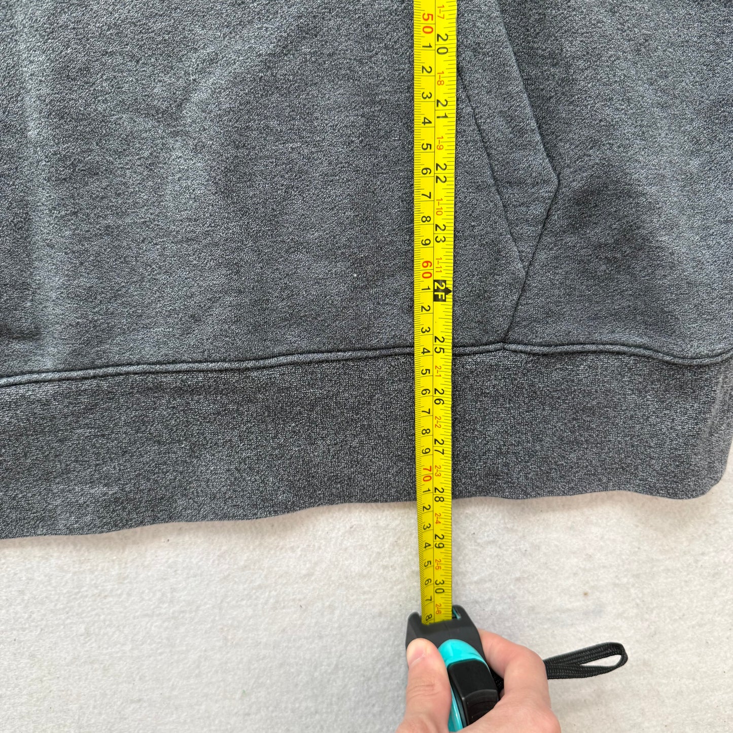 Nike Men's Gray Pullover Hoodie Long Sleeve Pocket Swoosh Logo Casual Y2k Size M
