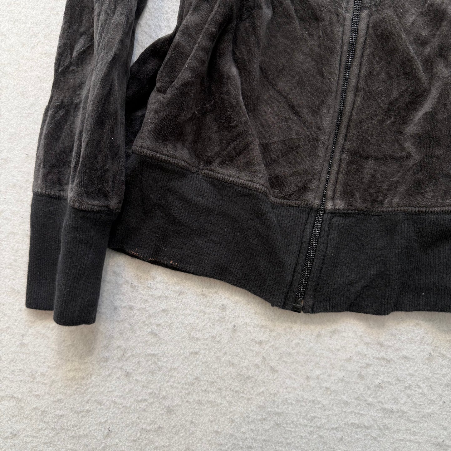 Vintage Juicy Couture Women's Charcoal Velour Tracksuit Set Jacket & Pant Size L