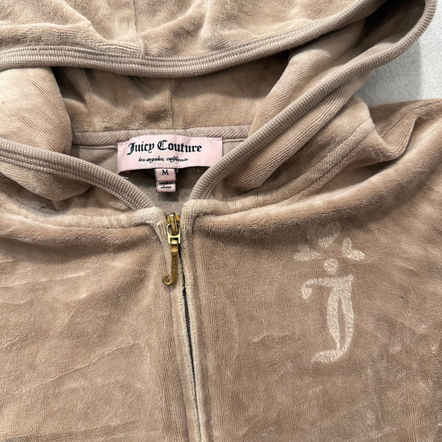 Juicy Couture Women's Tan Velour Full Zip Hoodie Graphic Logo Preppy Y2K Size M