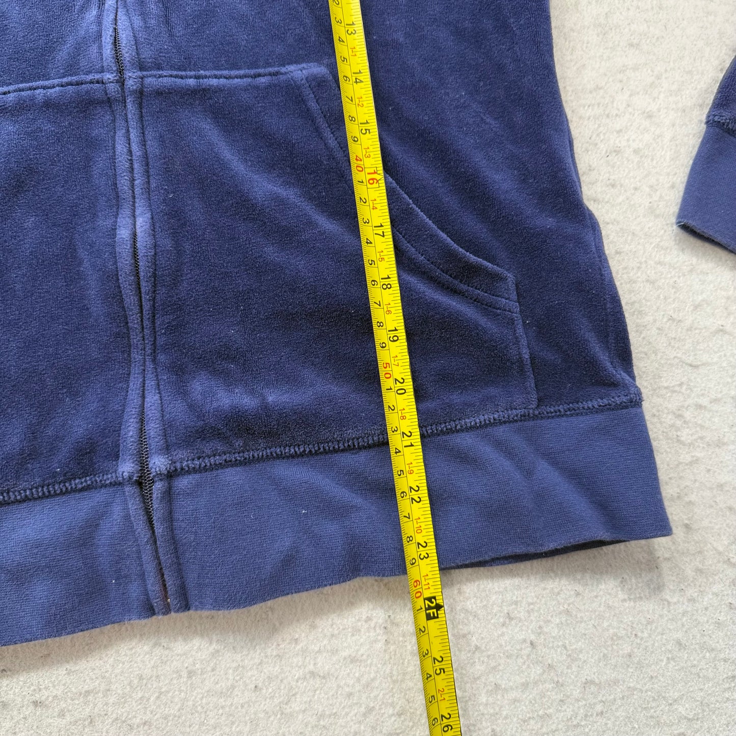 Juicy Couture Women's Navy Velour Zip-Up Hoodie Back Crest Graphic Logo Size XL