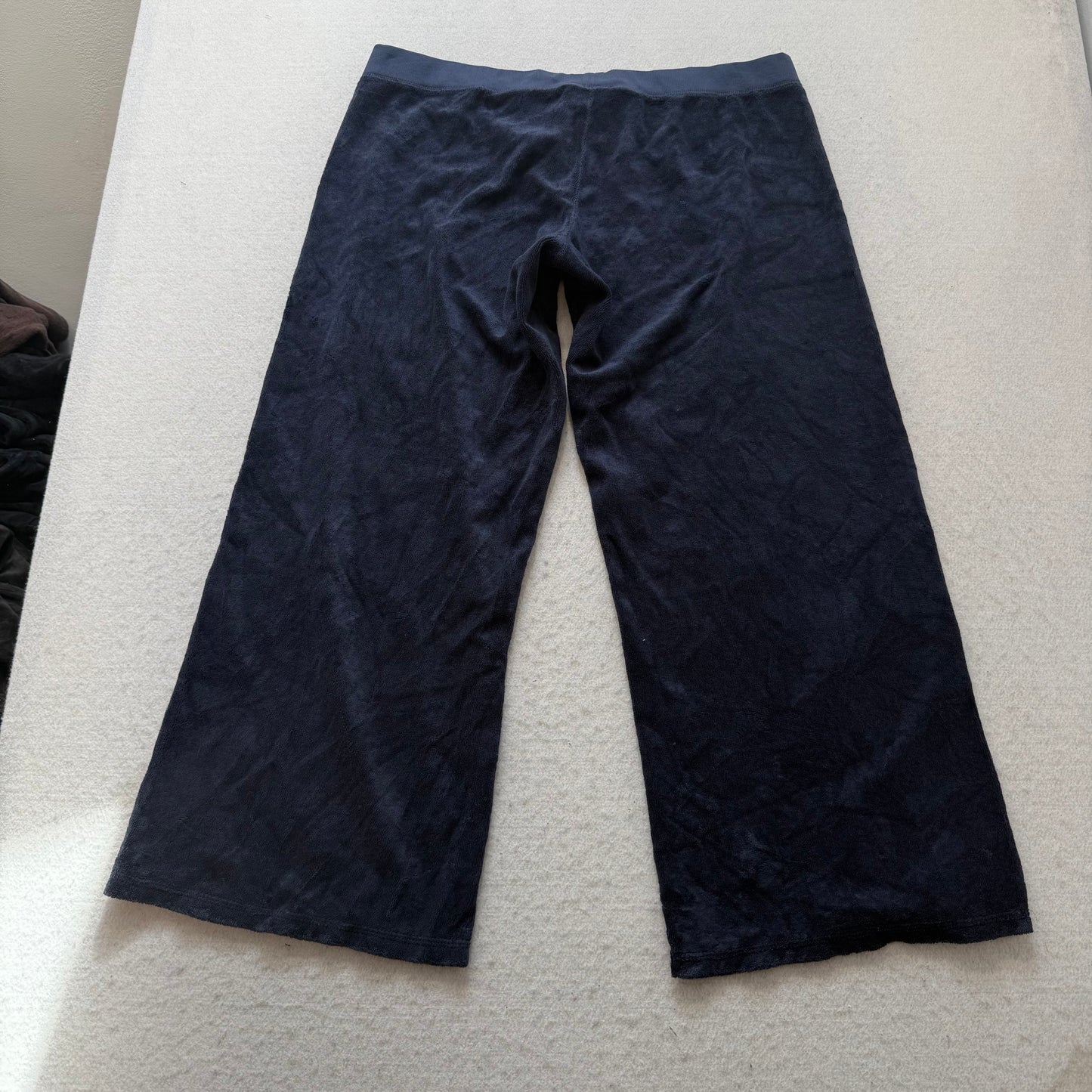 Vintage Juicy Couture Women's Navy Terry Cloth Capris Pants Drawstring Size L