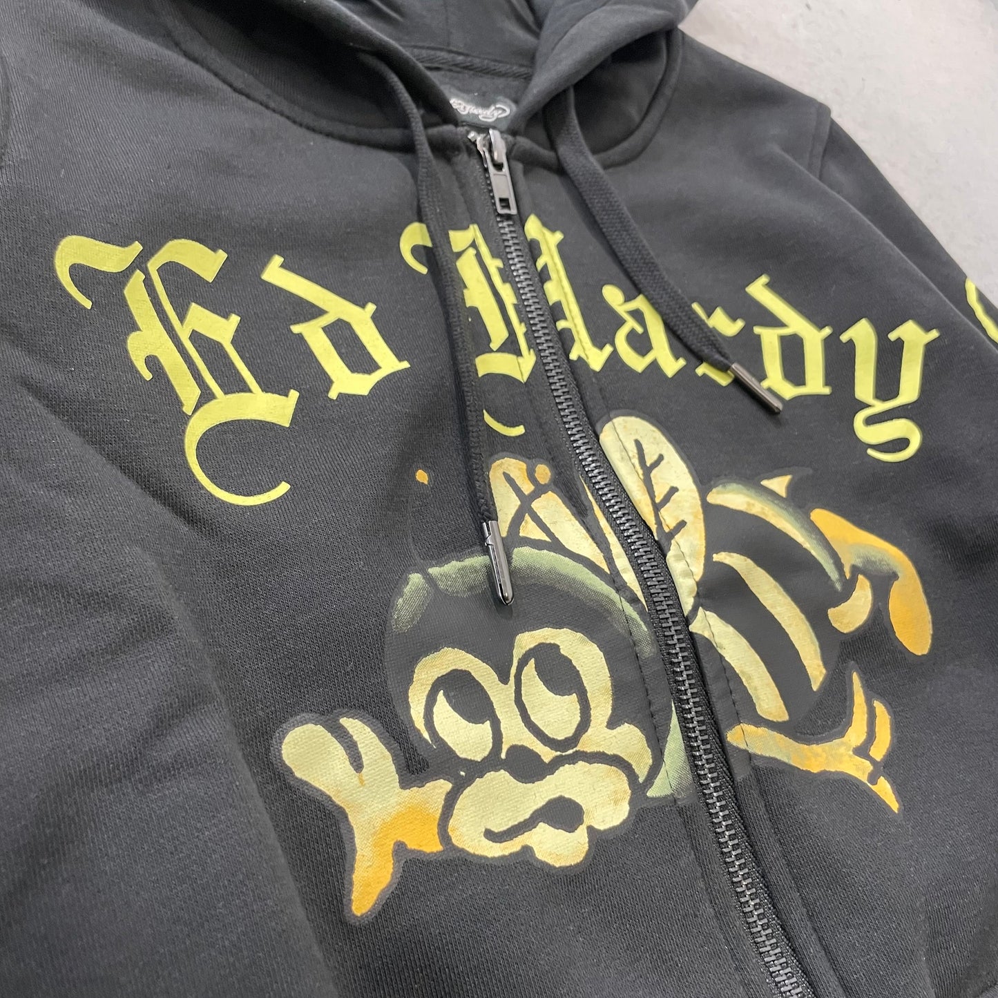 Ed Hardy Bumblebee Women's Black Fleece Graphic Cropped Hoodie & Shorts Set - M