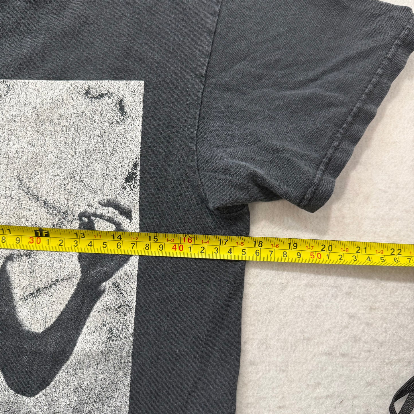 Tupac Shakur 2Pac Middle Finger Rap Tee Men's Black Graphic T-Shirt Size L
