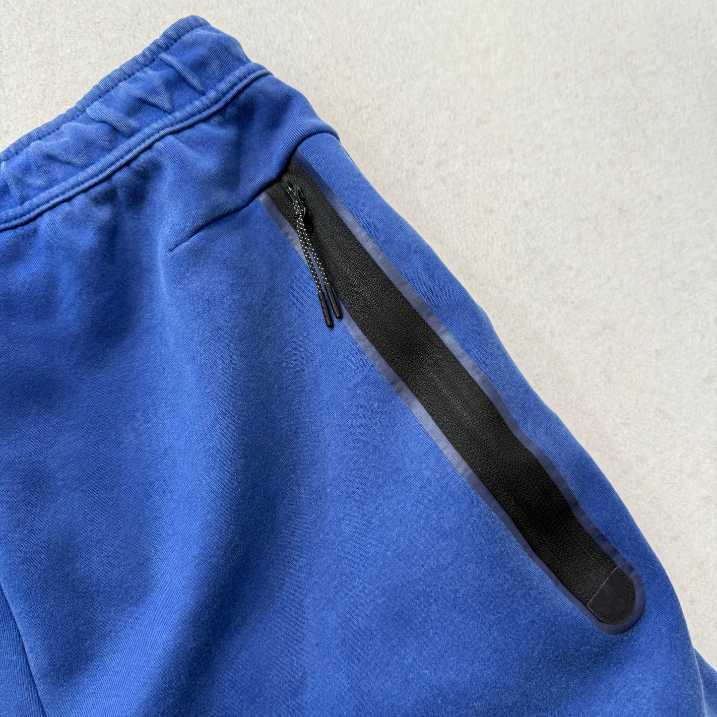 Nike Mens Cobalt Blue Tech Fleece Shorts Drawstring Sportswear Zip Pocket Size M
