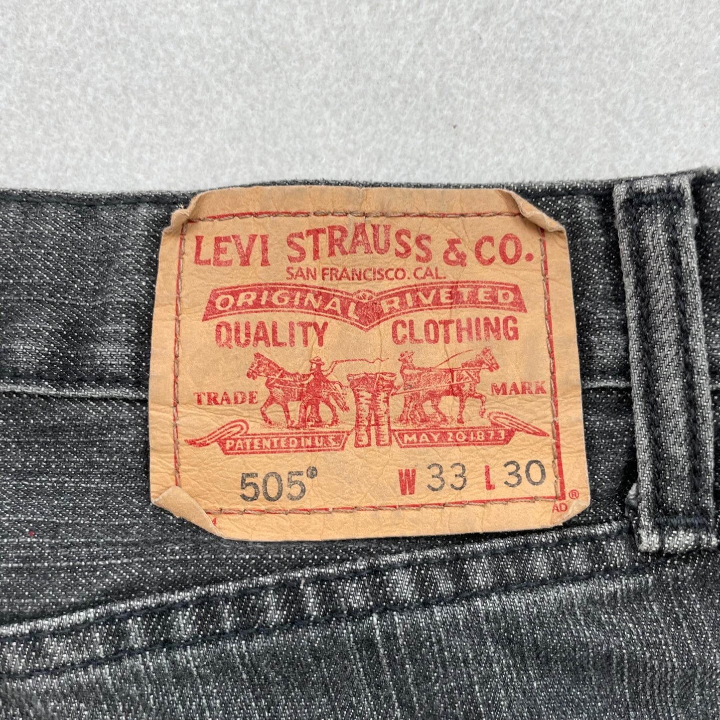 Levi's 505 Straight Fit Jeans Mens Black Denim Zip-Fly Pocket Classic Size 33x30