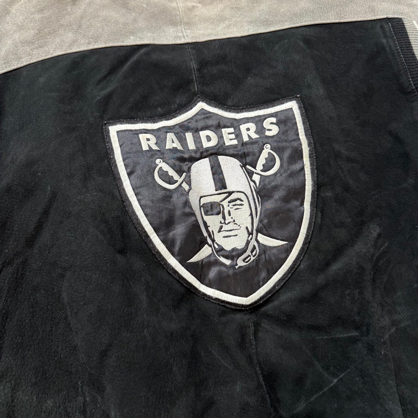 Vtg NFL Oakland Raiders Men's Black Gray Suede Bomber Jacket Patches Logo Size L
