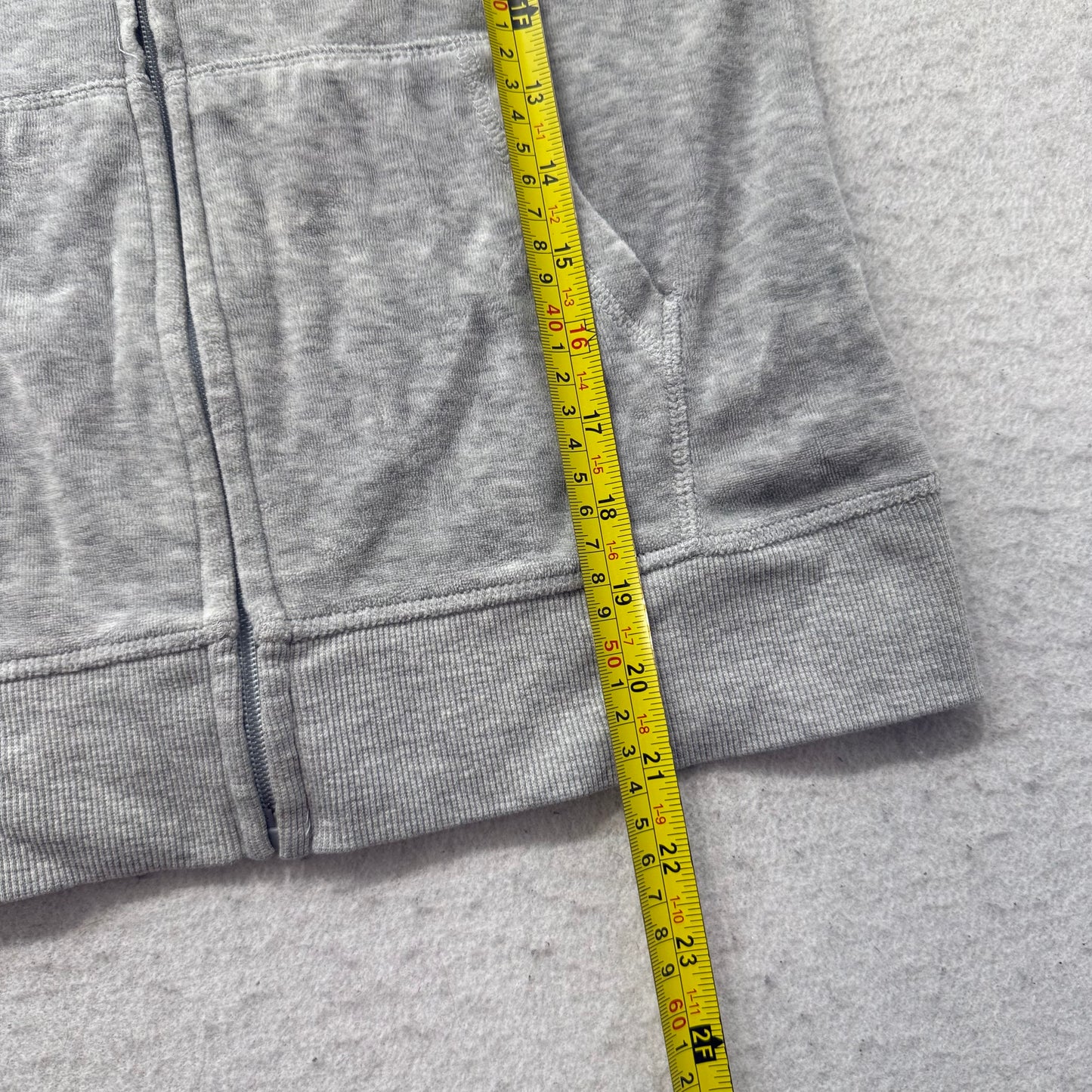 Vintage Juicy Couture Women's Heather Gray Velour Zip-Up Hoodie Pockets Size S