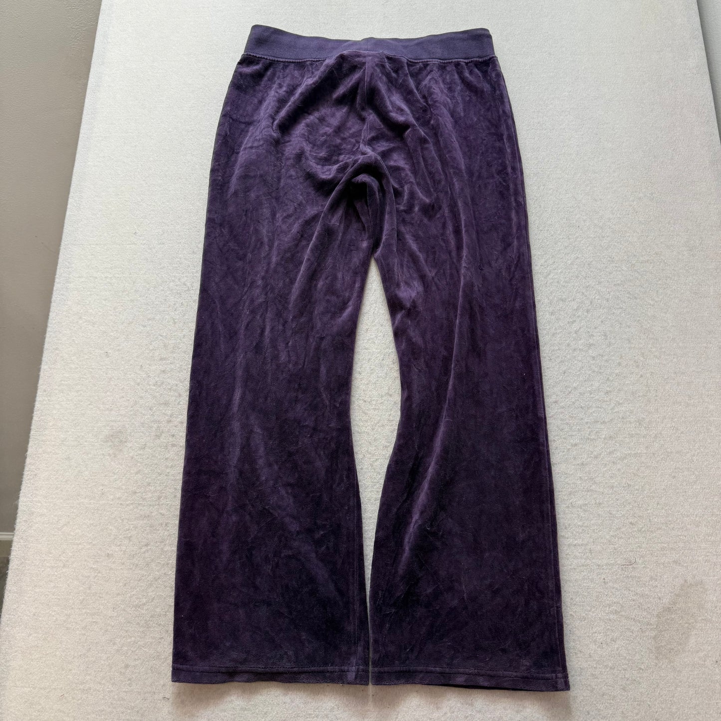 Vintage Juicy Couture Women's Deep Purple Velour Flare Leg Track Pant Y2K Size S