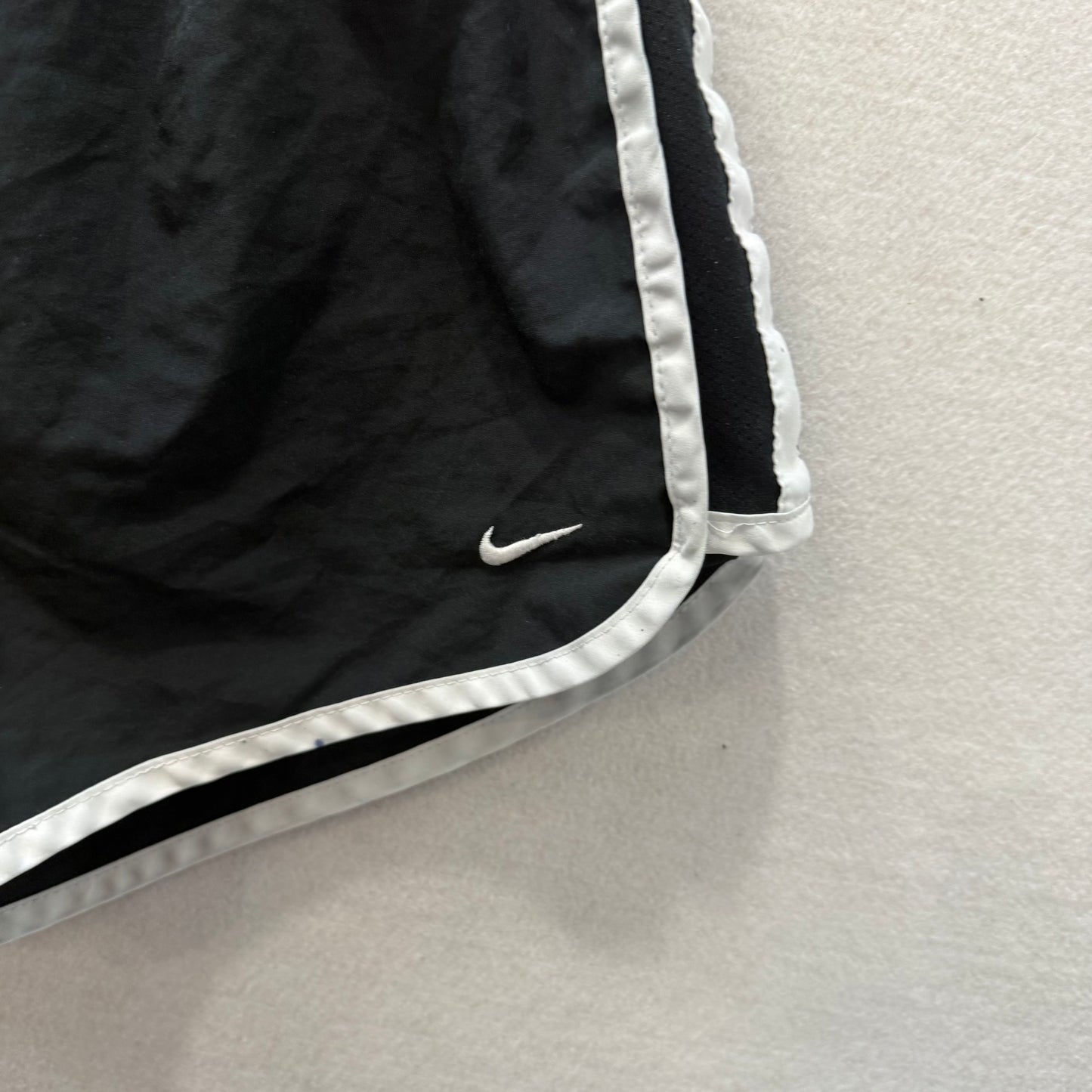 Nike Dri-FIT Tempo Women's Black Running Shorts Sportswear Swoosh Logo Size S